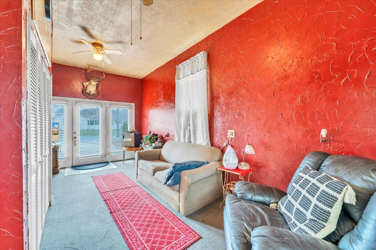 3222 Wentworth AVE NW - Photo 16