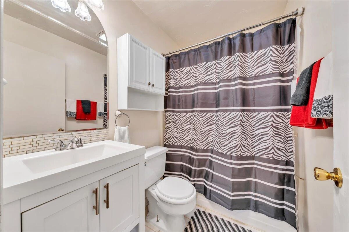 3222 Wentworth AVE NW - Photo 22