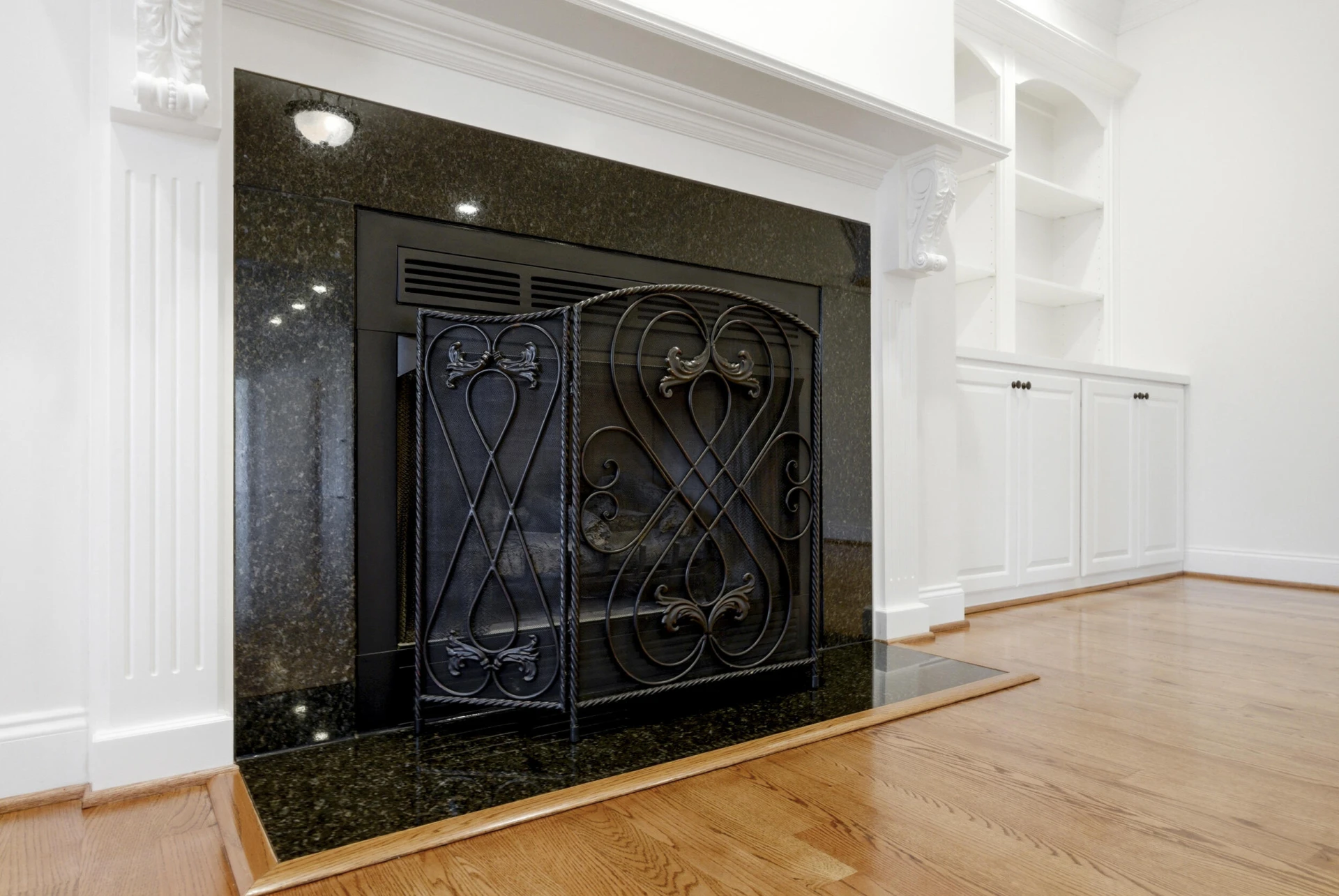 1080 Remington RD - Photo 19
