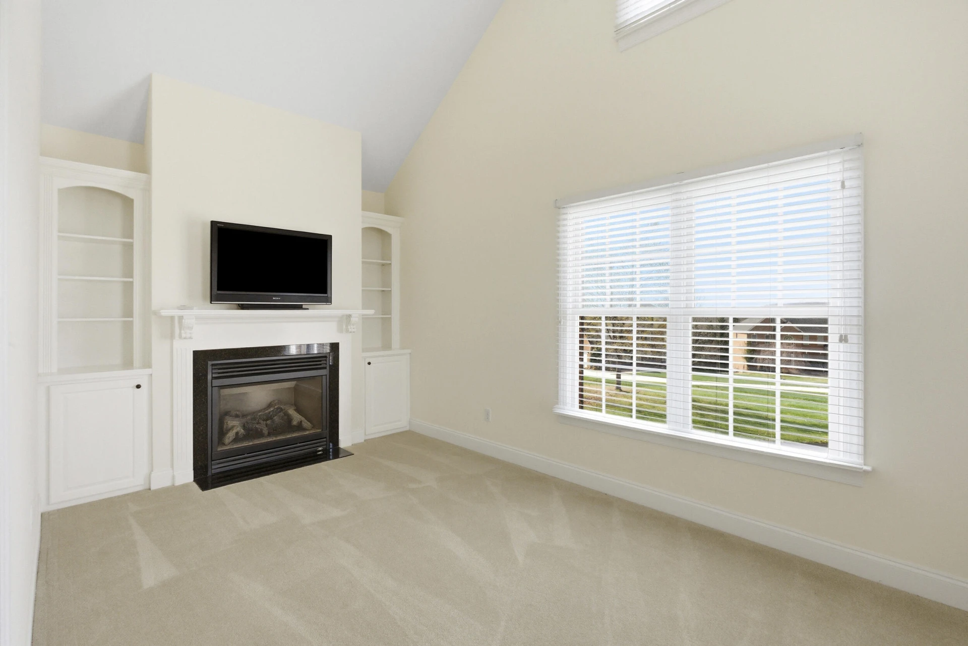1080 Remington RD - Photo 28