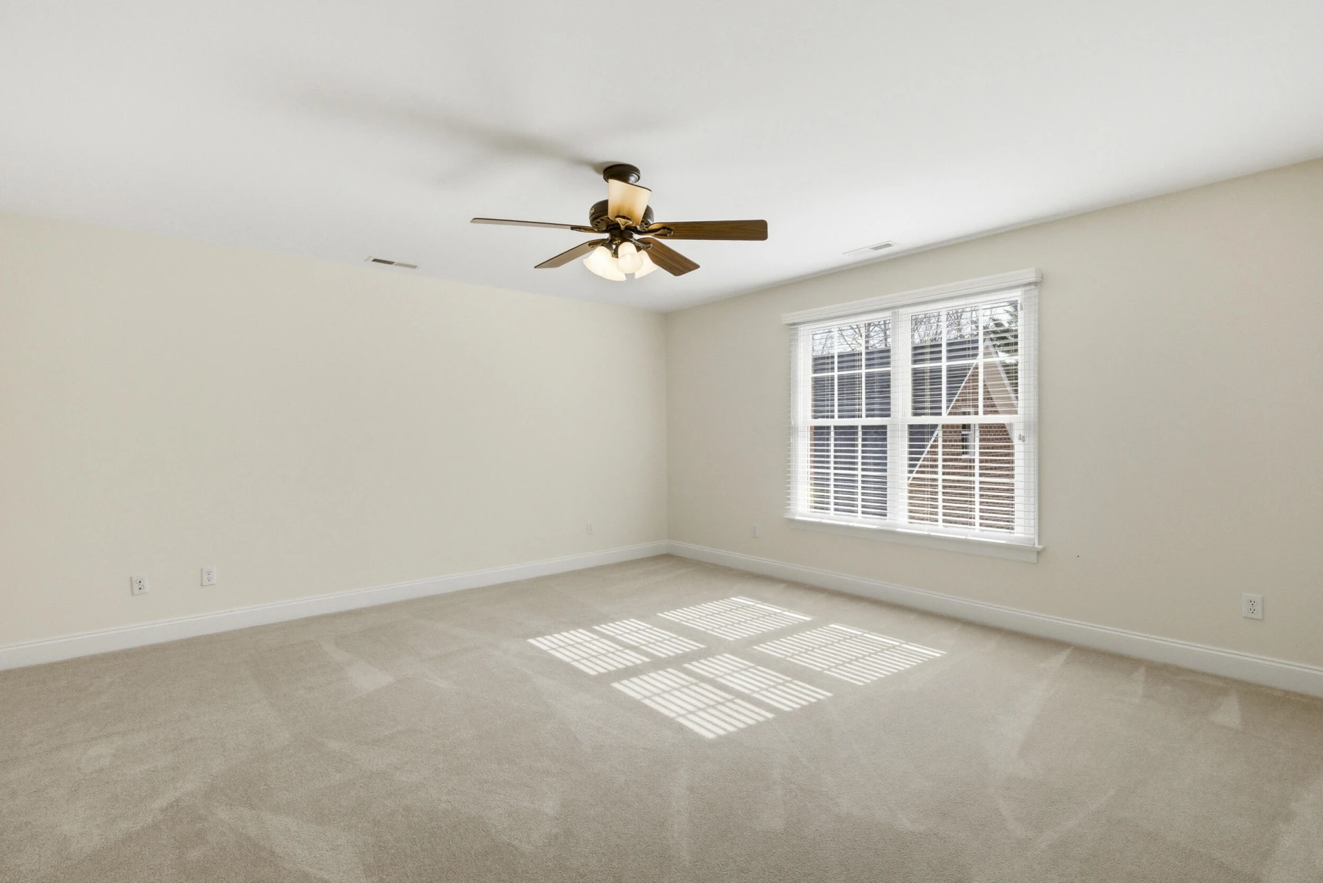 1080 Remington RD - Photo 37