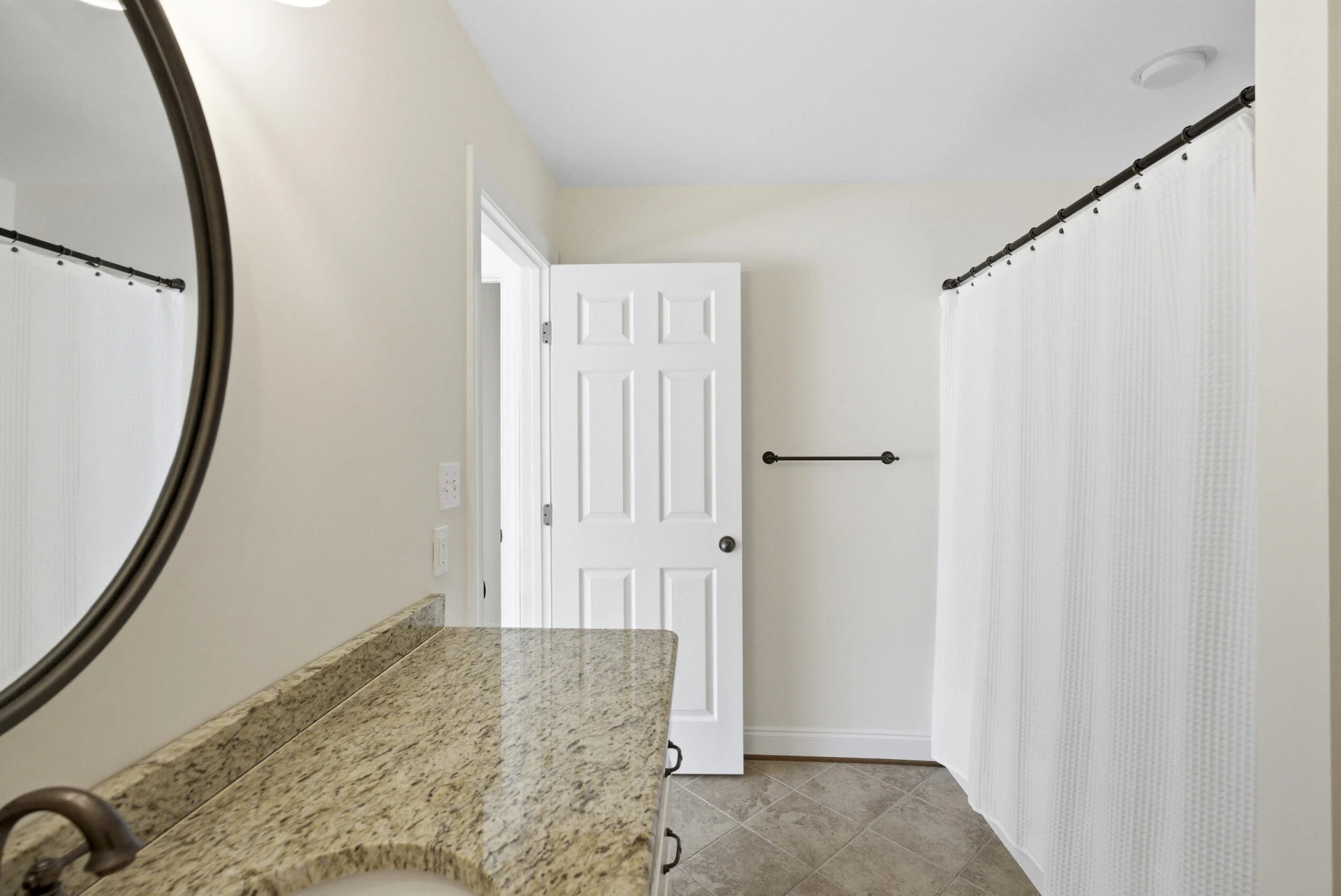 1080 Remington RD - Photo 40