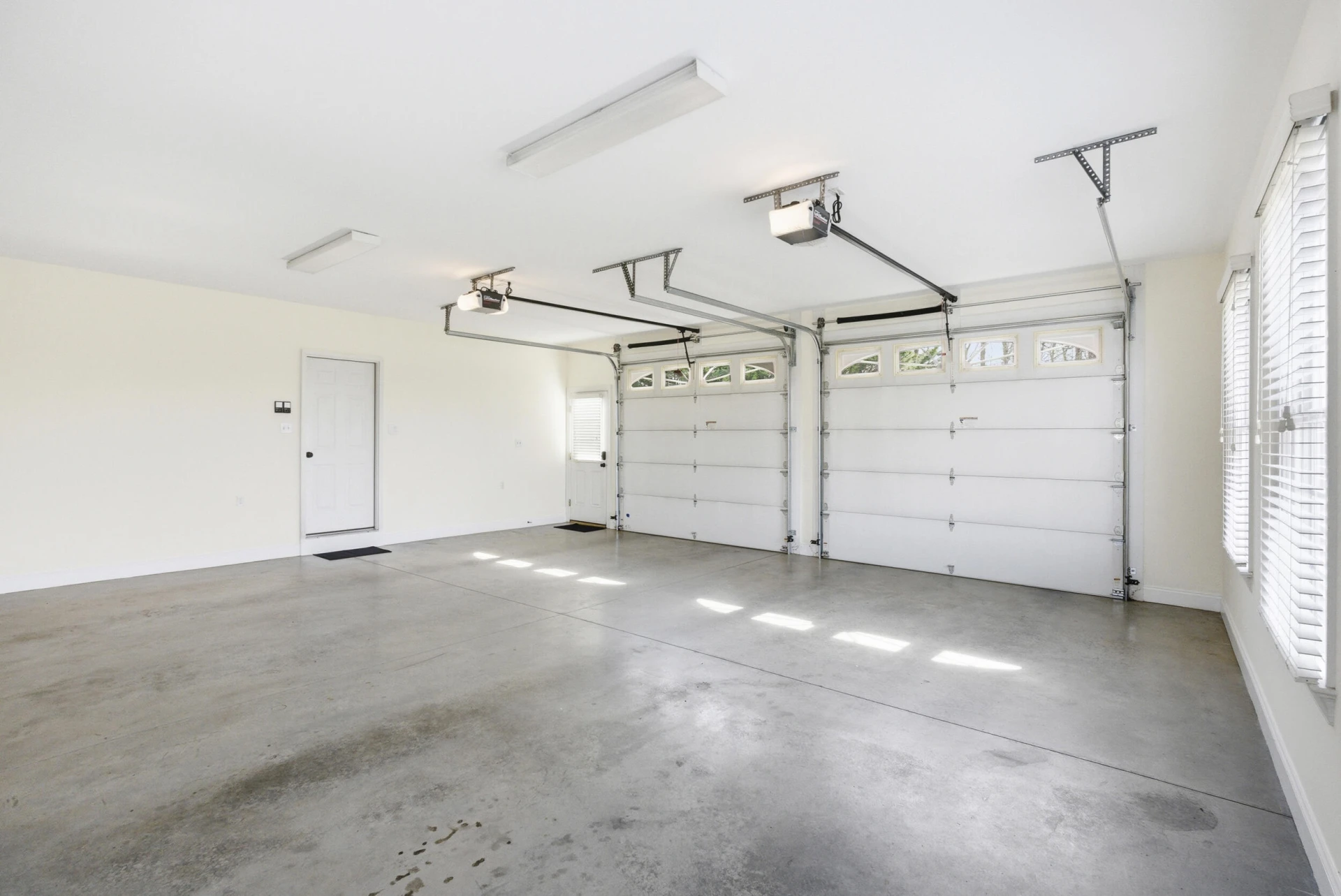 1080 Remington RD - Photo 52