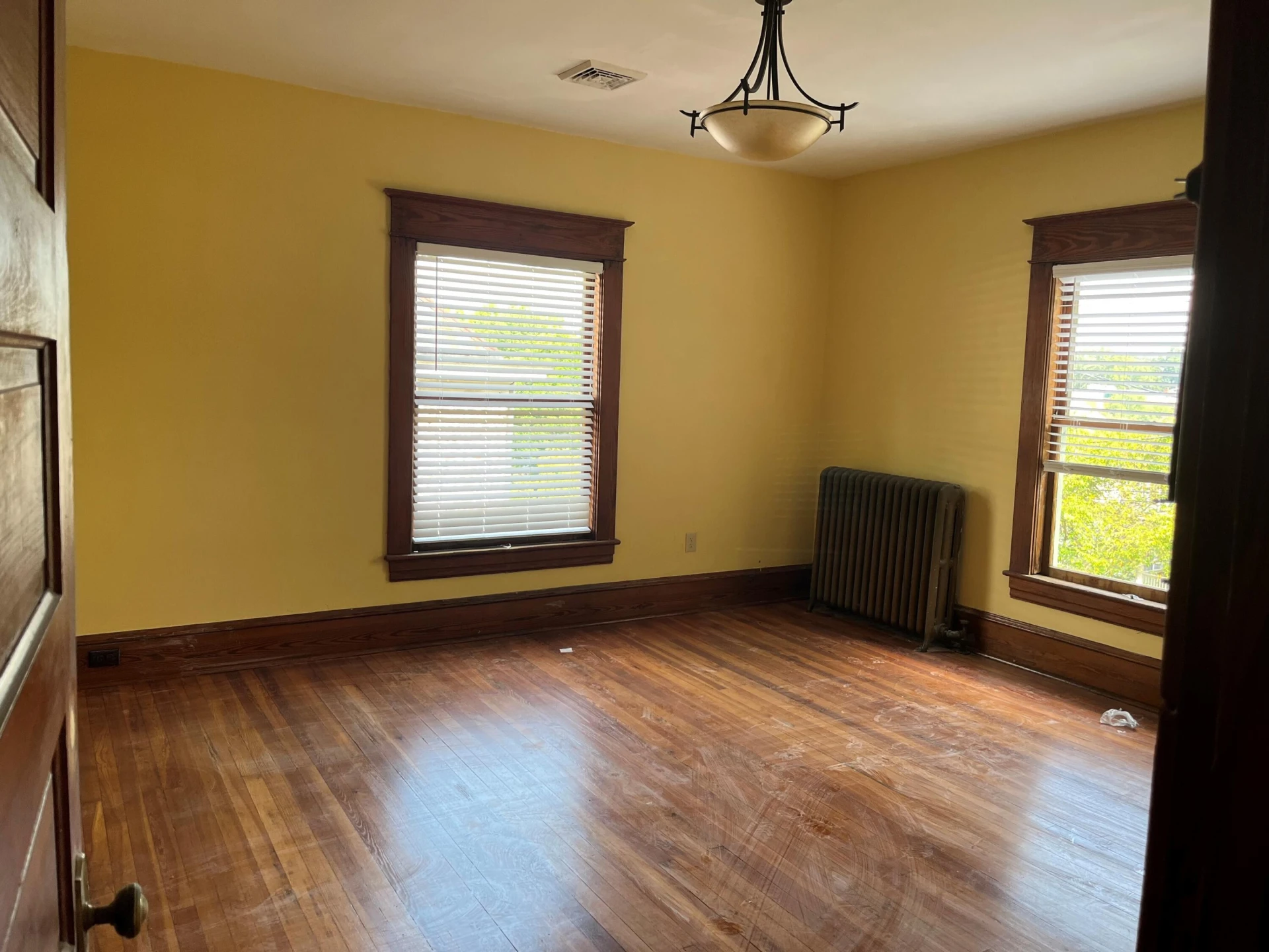 430 Day AVE SW - Photo 2
