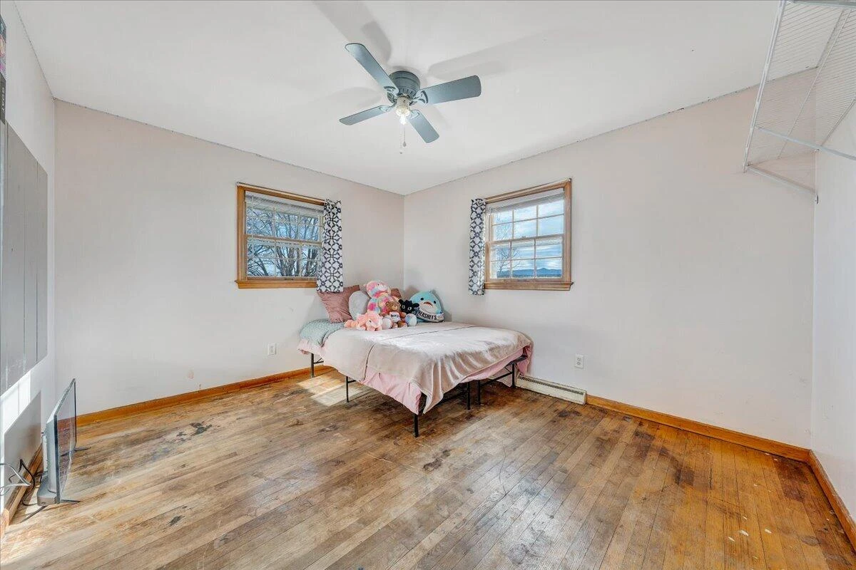 2966 Neil DR - Photo 11