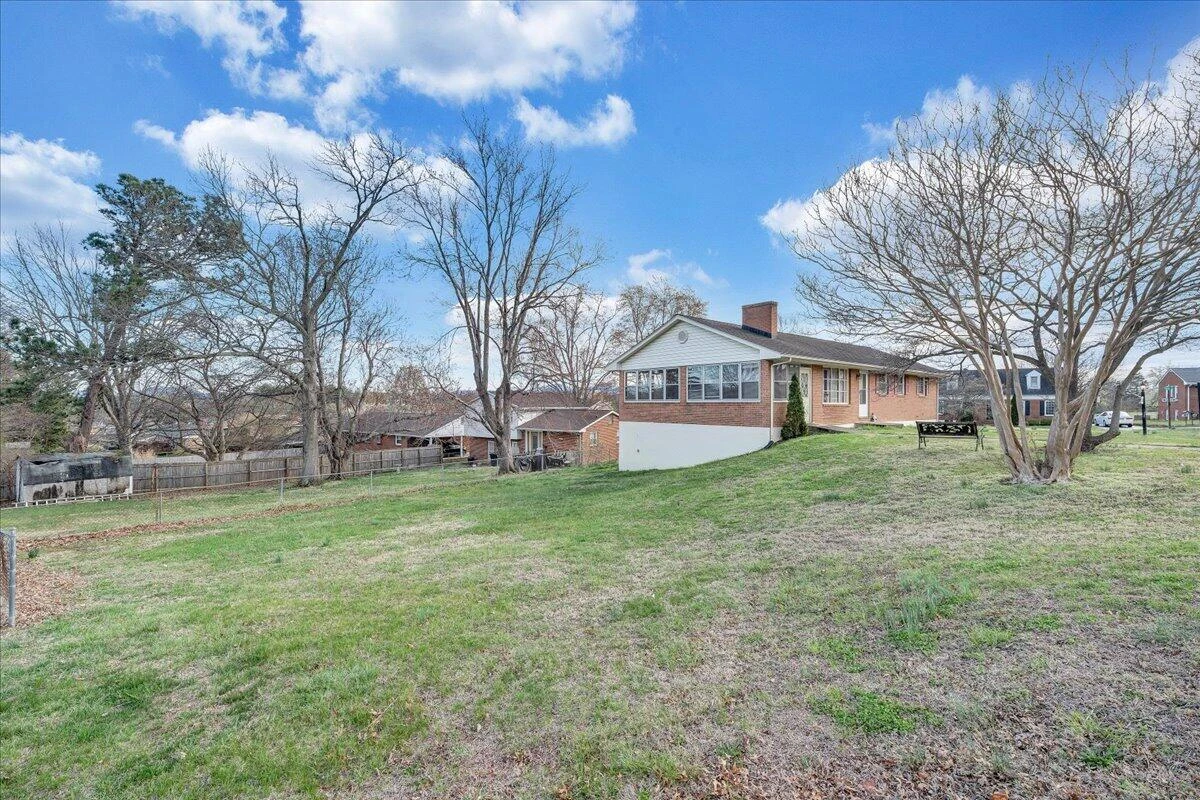 2966 Neil DR - Photo 24