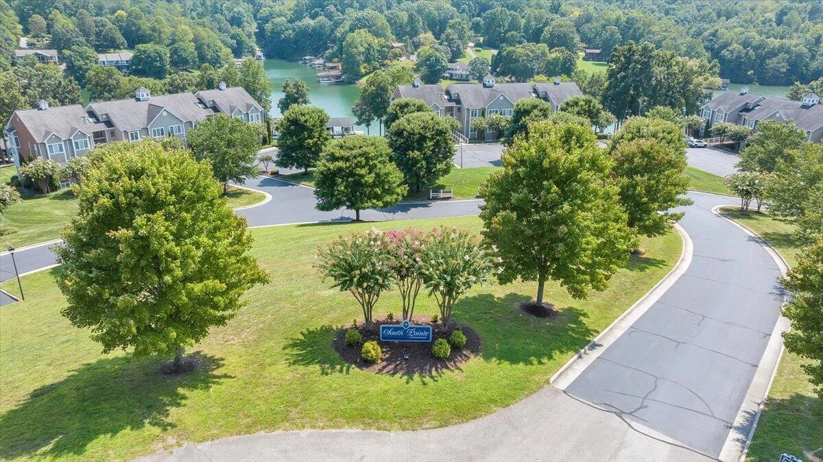 335 S Pointe Shore DR #308 - Photo 102