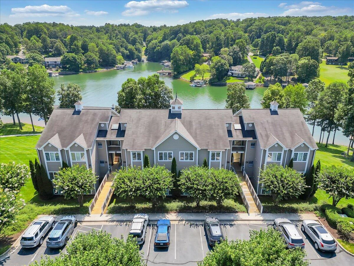 335 S Pointe Shore DR #308 - Photo 103