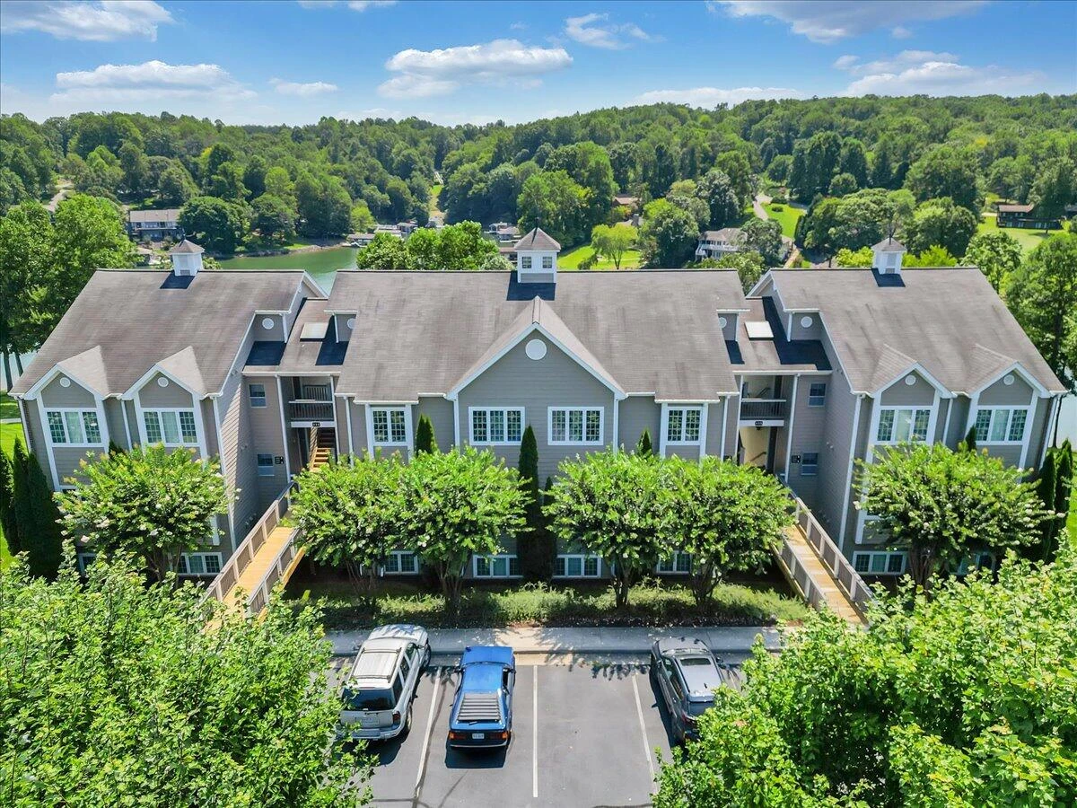 335 S Pointe Shore DR #308 - Photo 104