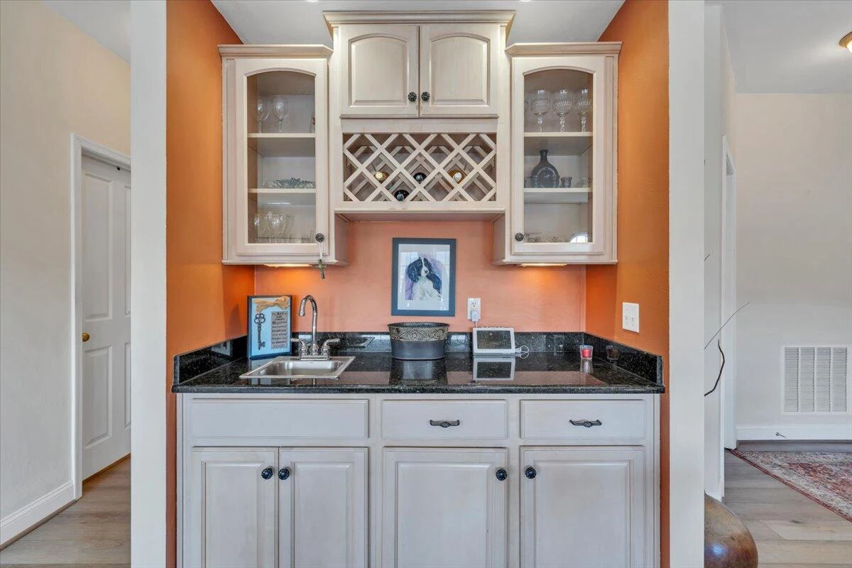 335 S Pointe Shore DR #308 - Photo 11