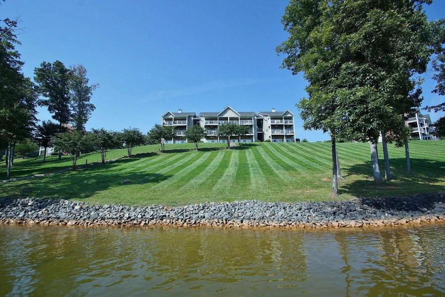 335 S Pointe Shore DR #308 - Photo 128