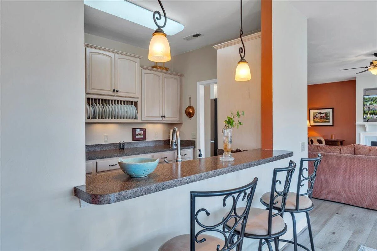 335 S Pointe Shore DR #308 - Photo 17