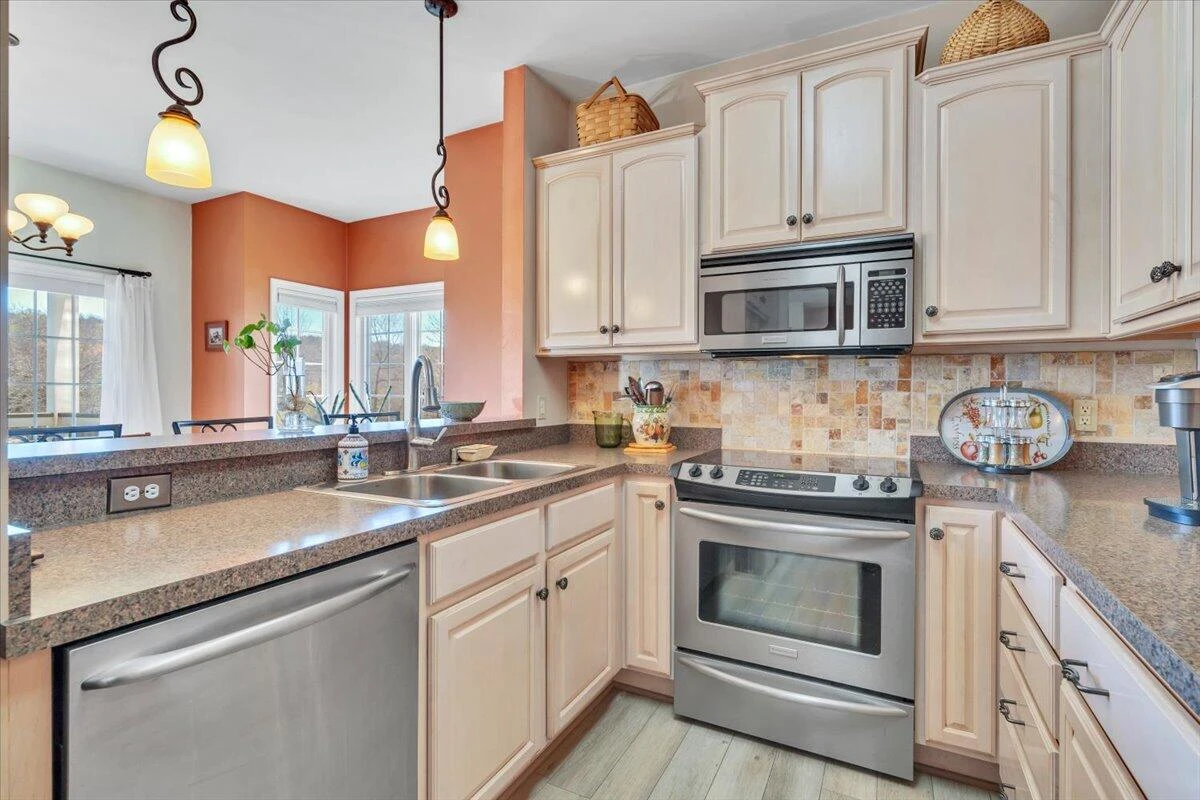 335 S Pointe Shore DR #308 - Photo 20