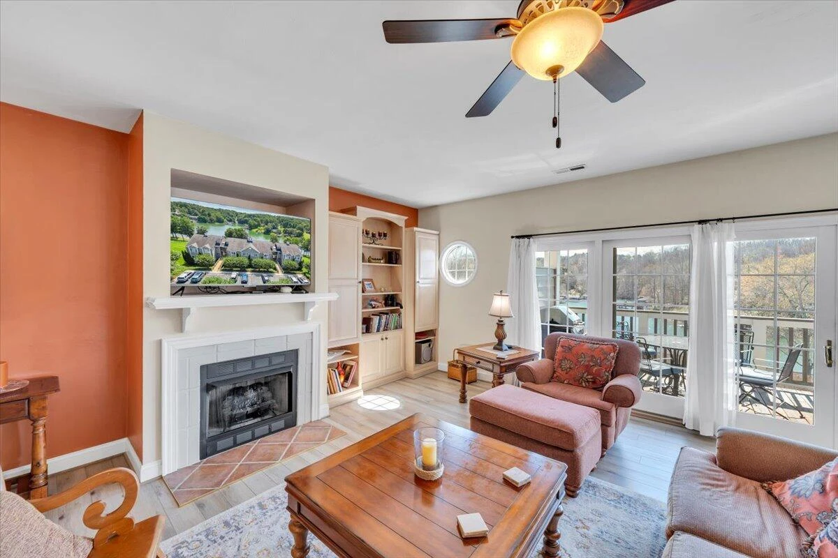 335 S Pointe Shore DR #308 - Photo 6