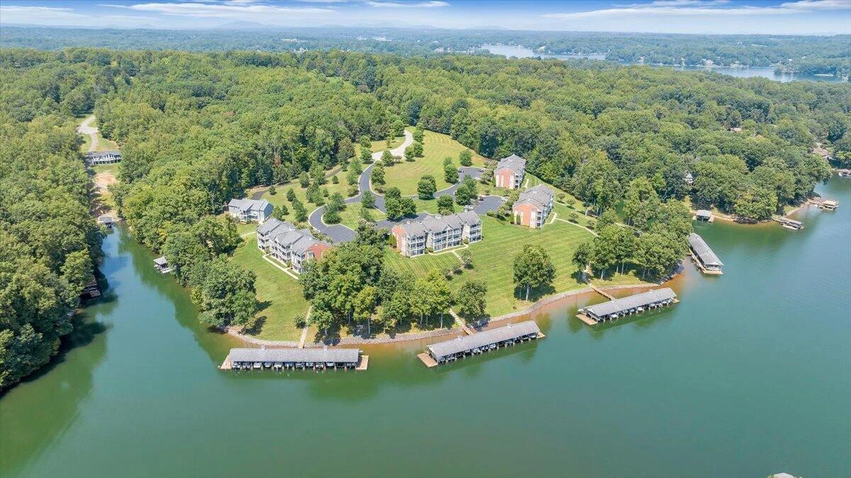 335 S Pointe Shore DR #308 - Photo 60