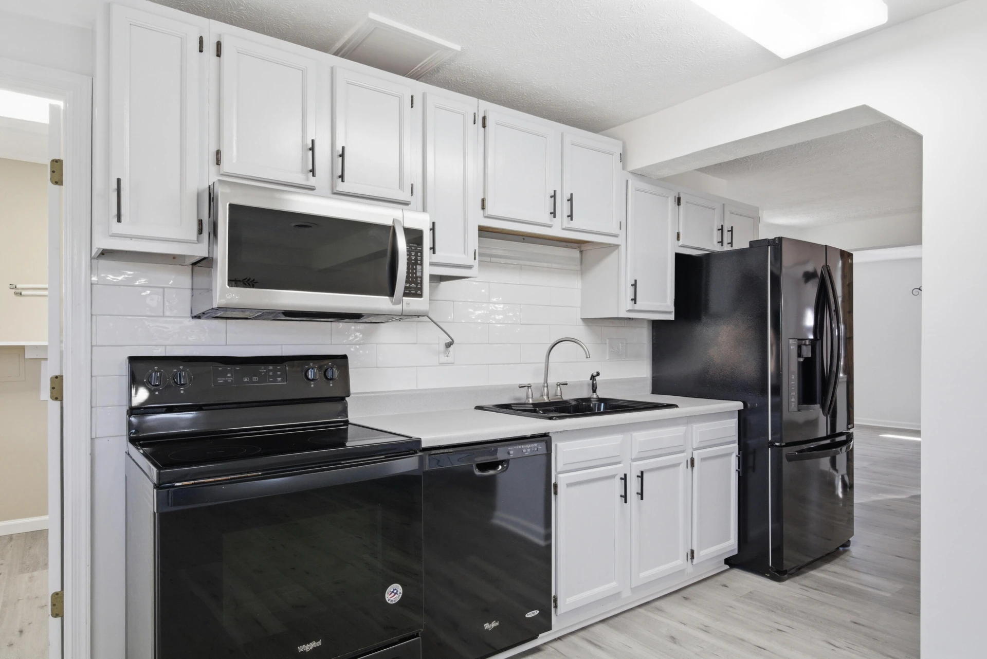 6458 Piney Woods RD - Photo 8