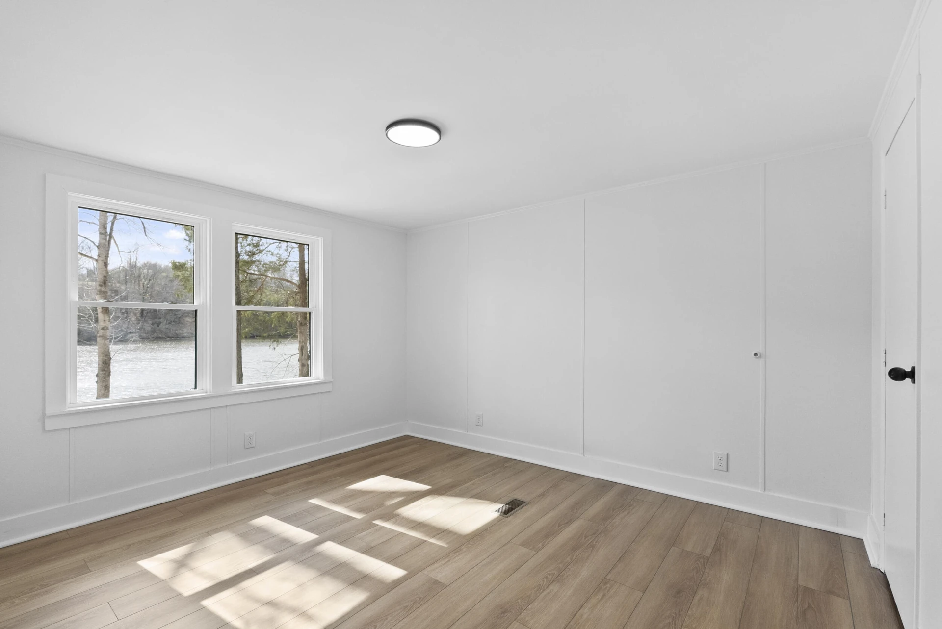 509 Pleasure Point DR - Photo 16