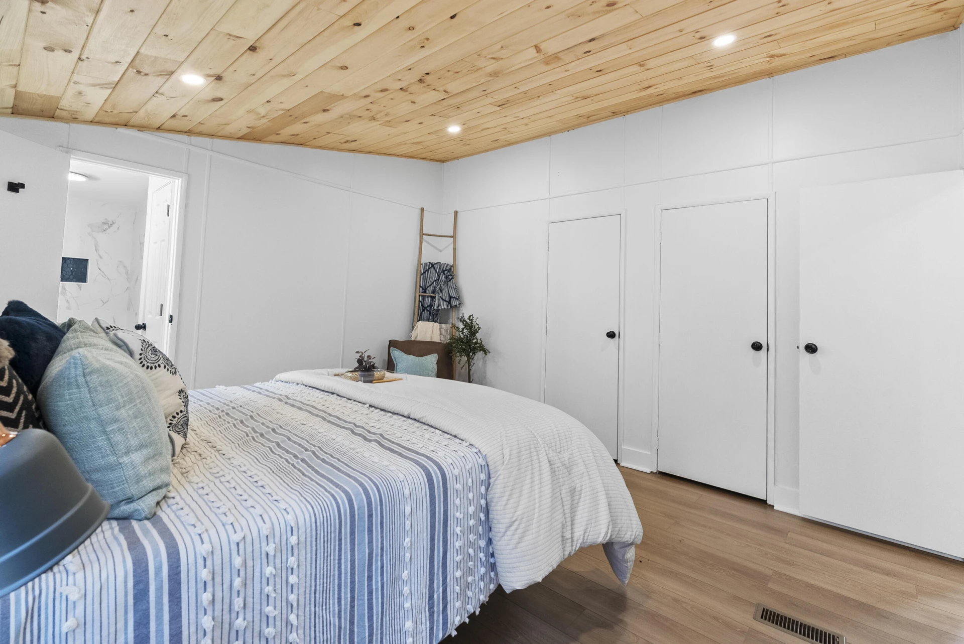 509 Pleasure Point DR - Photo 19