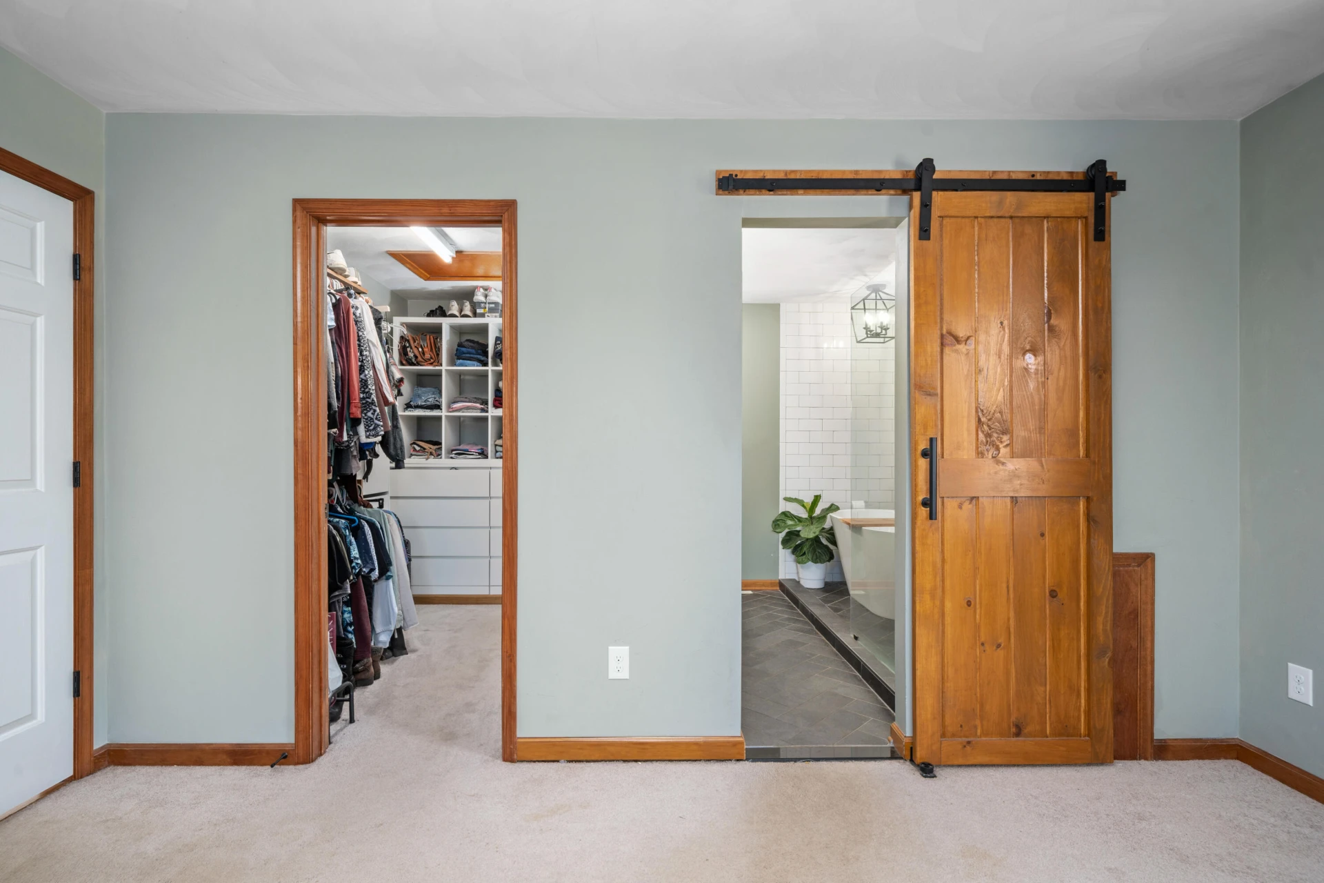 3833 Belmont CT - Photo 11
