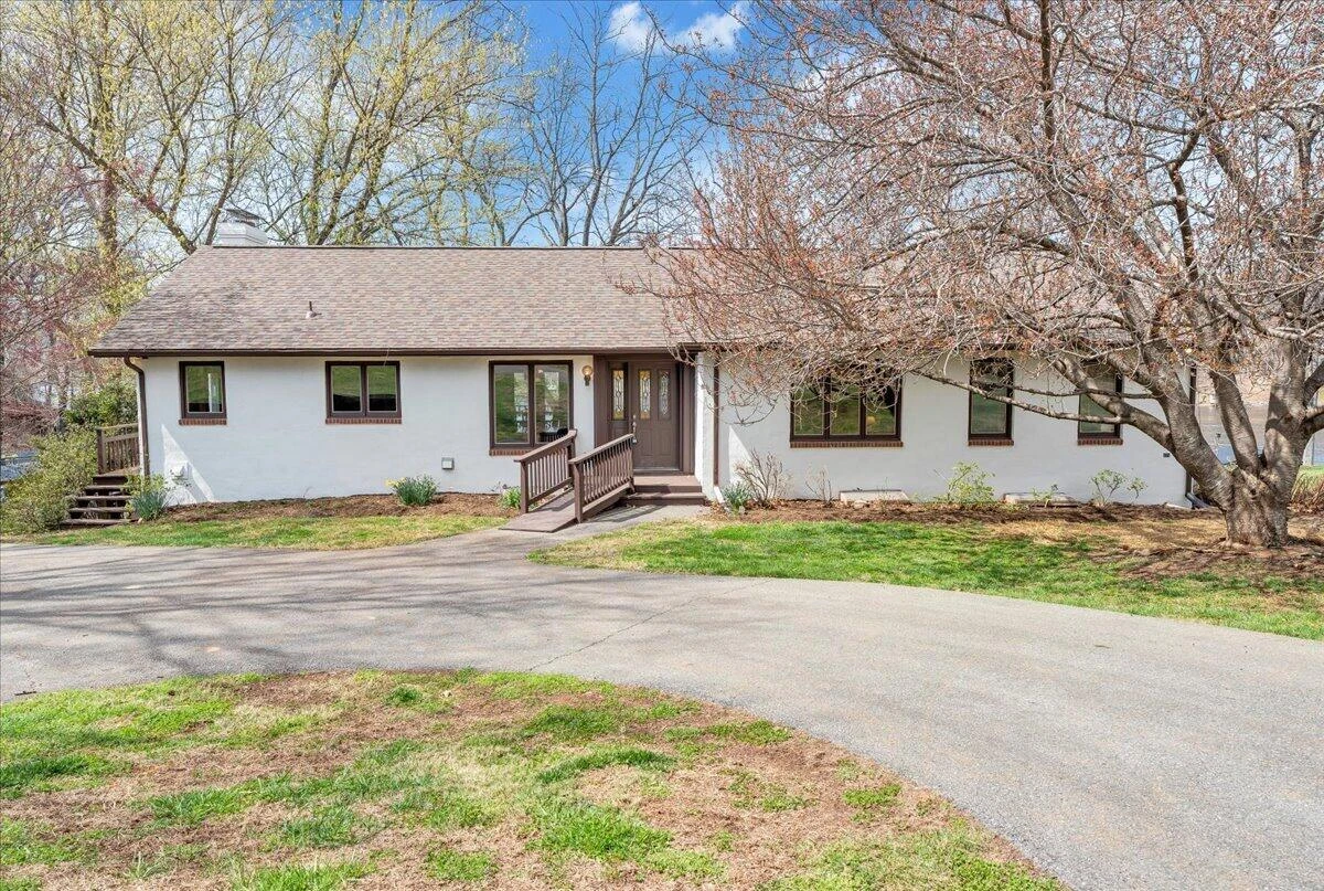 957 Lakemount DR - Photo 11