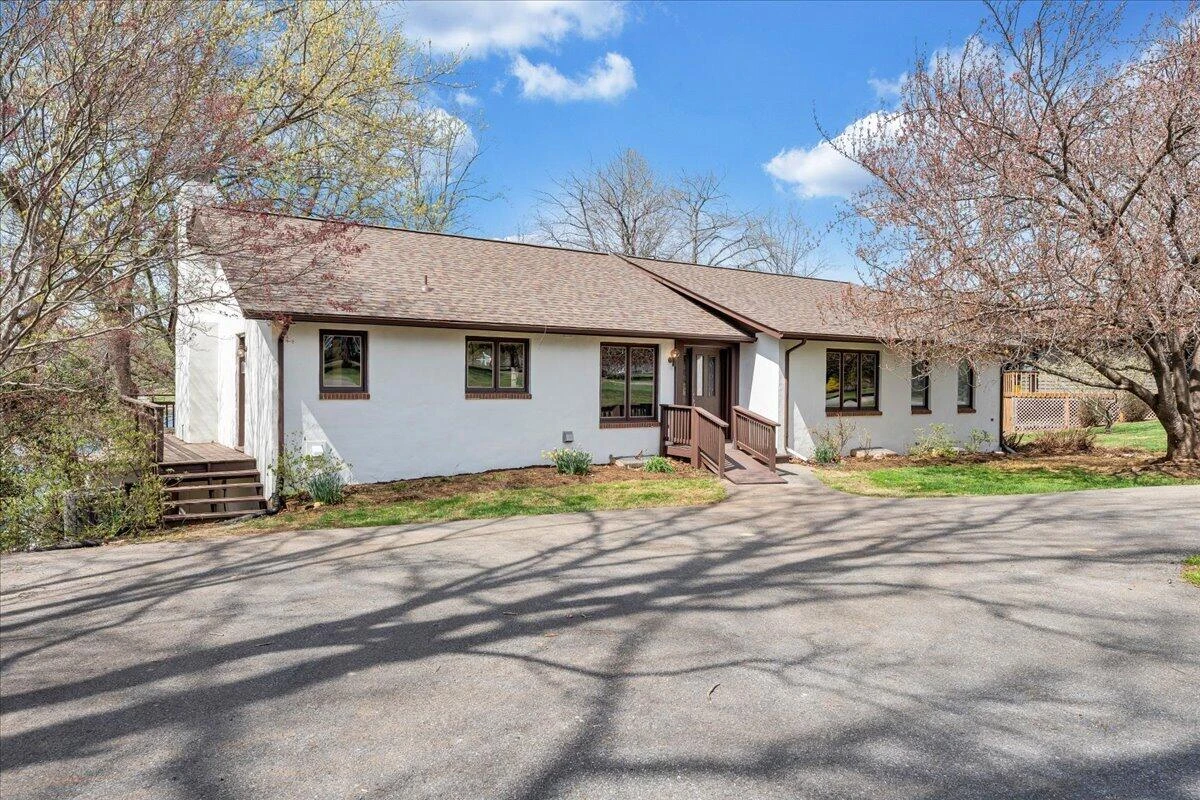 957 Lakemount DR - Photo 12