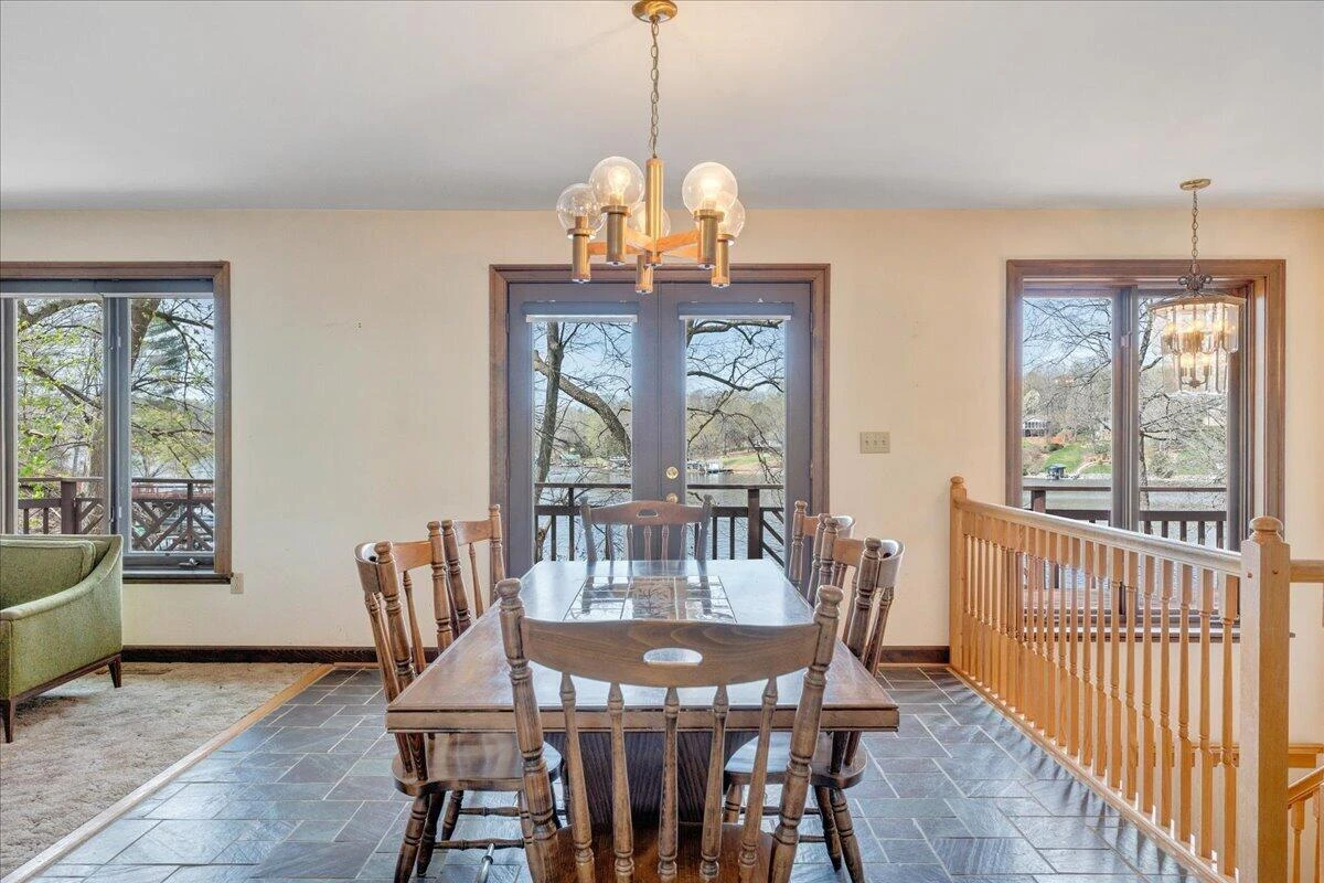 957 Lakemount DR - Photo 18