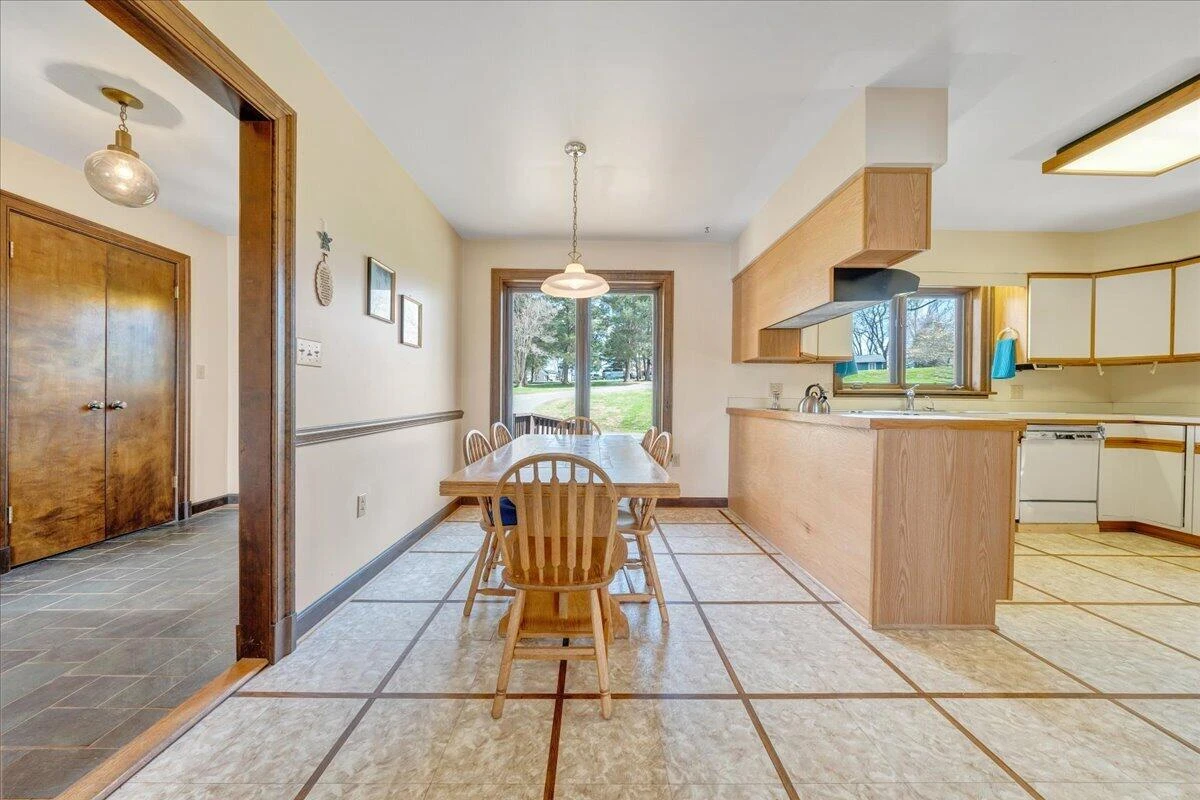 957 Lakemount DR - Photo 24