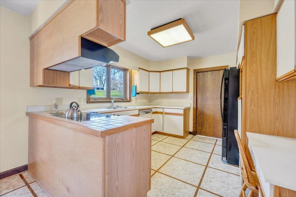 957 Lakemount DR - Photo 27