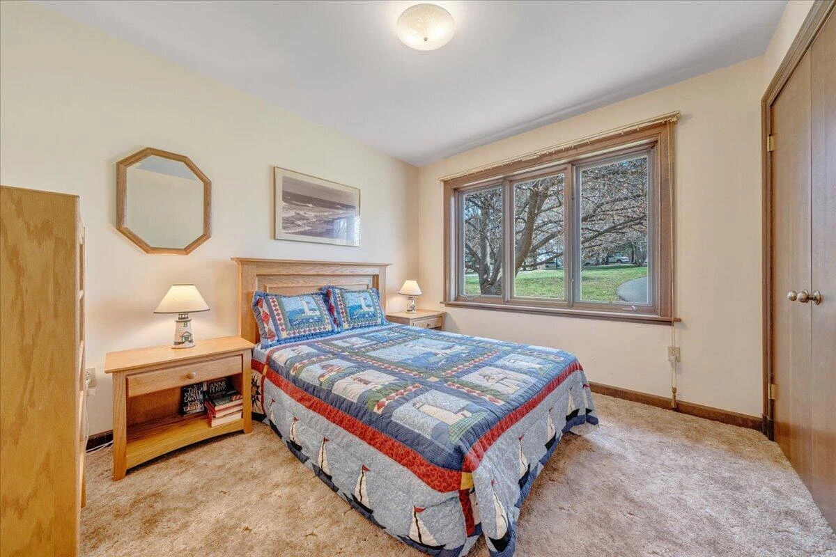 957 Lakemount DR - Photo 42