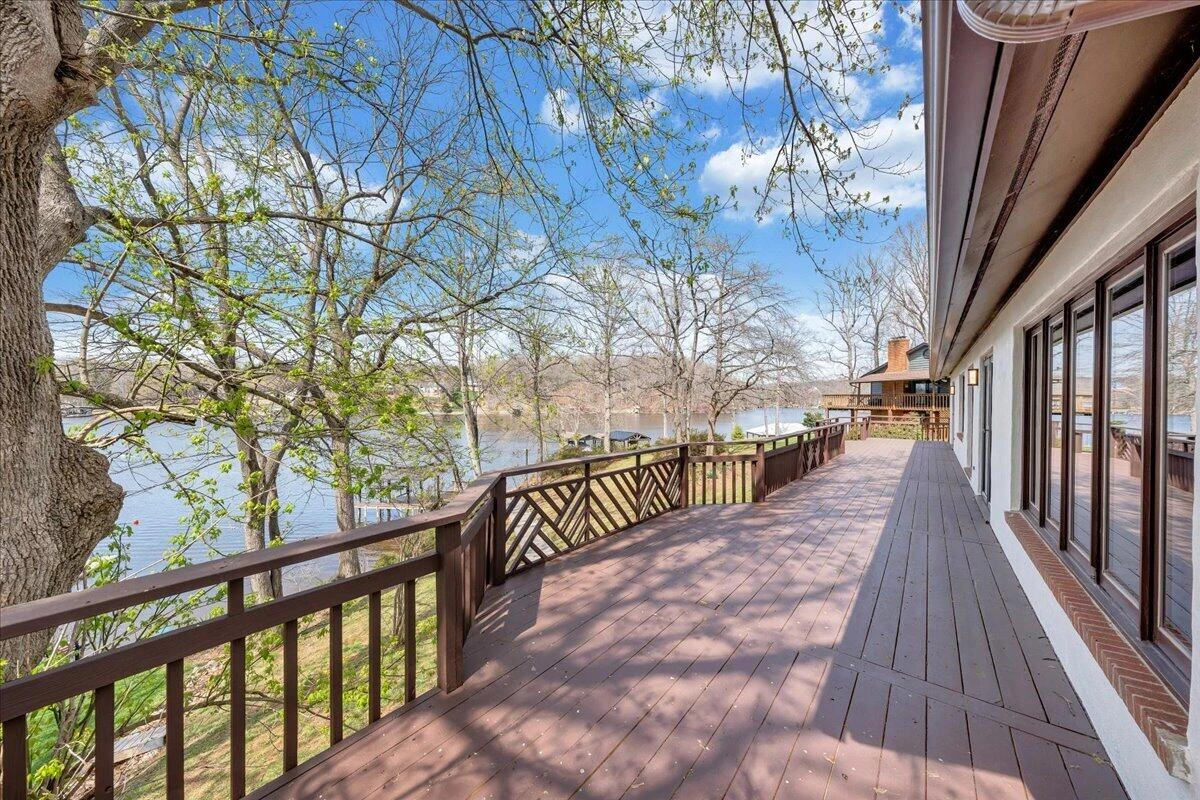 957 Lakemount DR - Photo 67