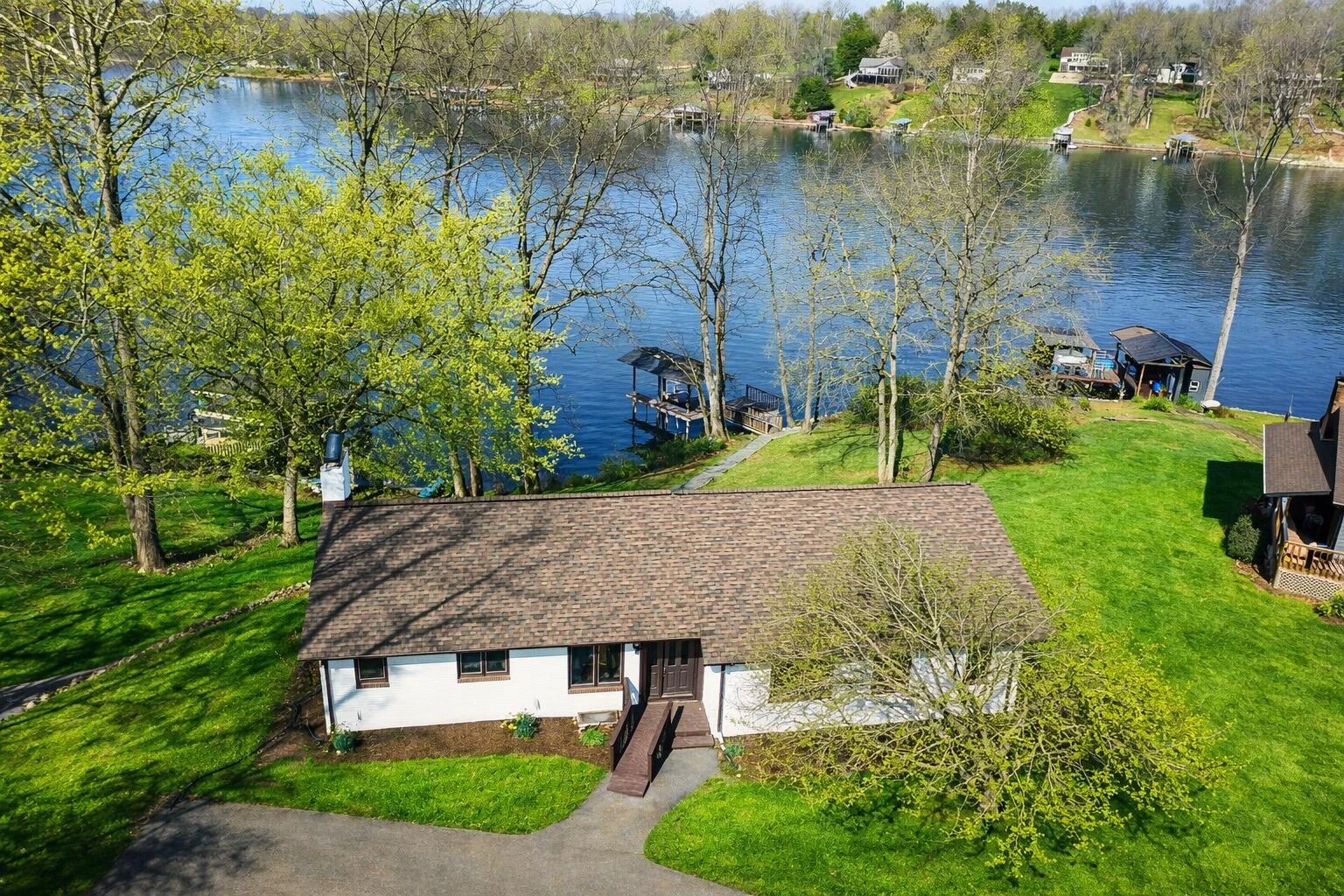 957 Lakemount DR - Photo 7