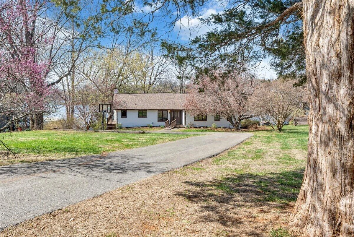 957 Lakemount DR - Photo 8