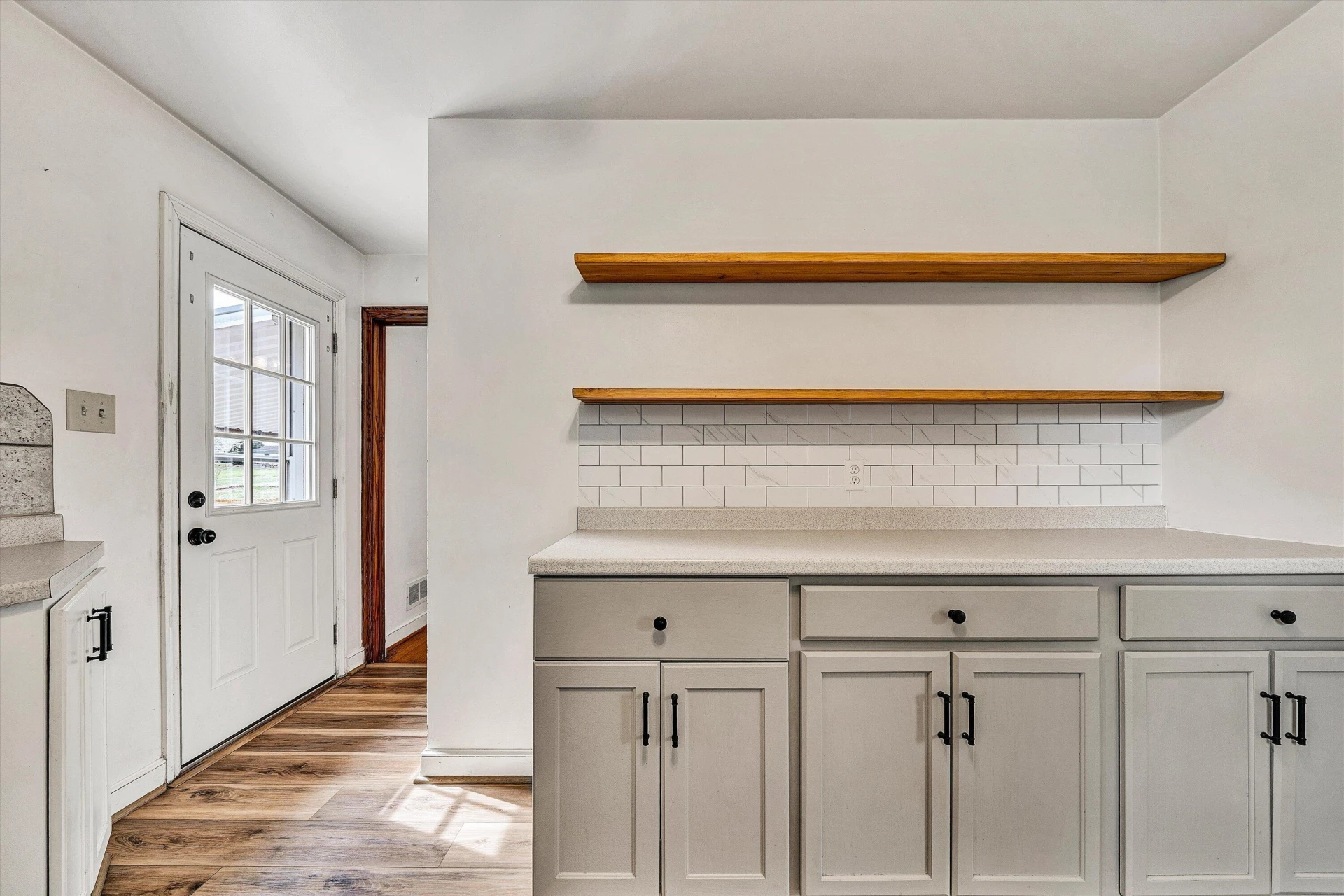 1150 Starmount AVE - Photo 15