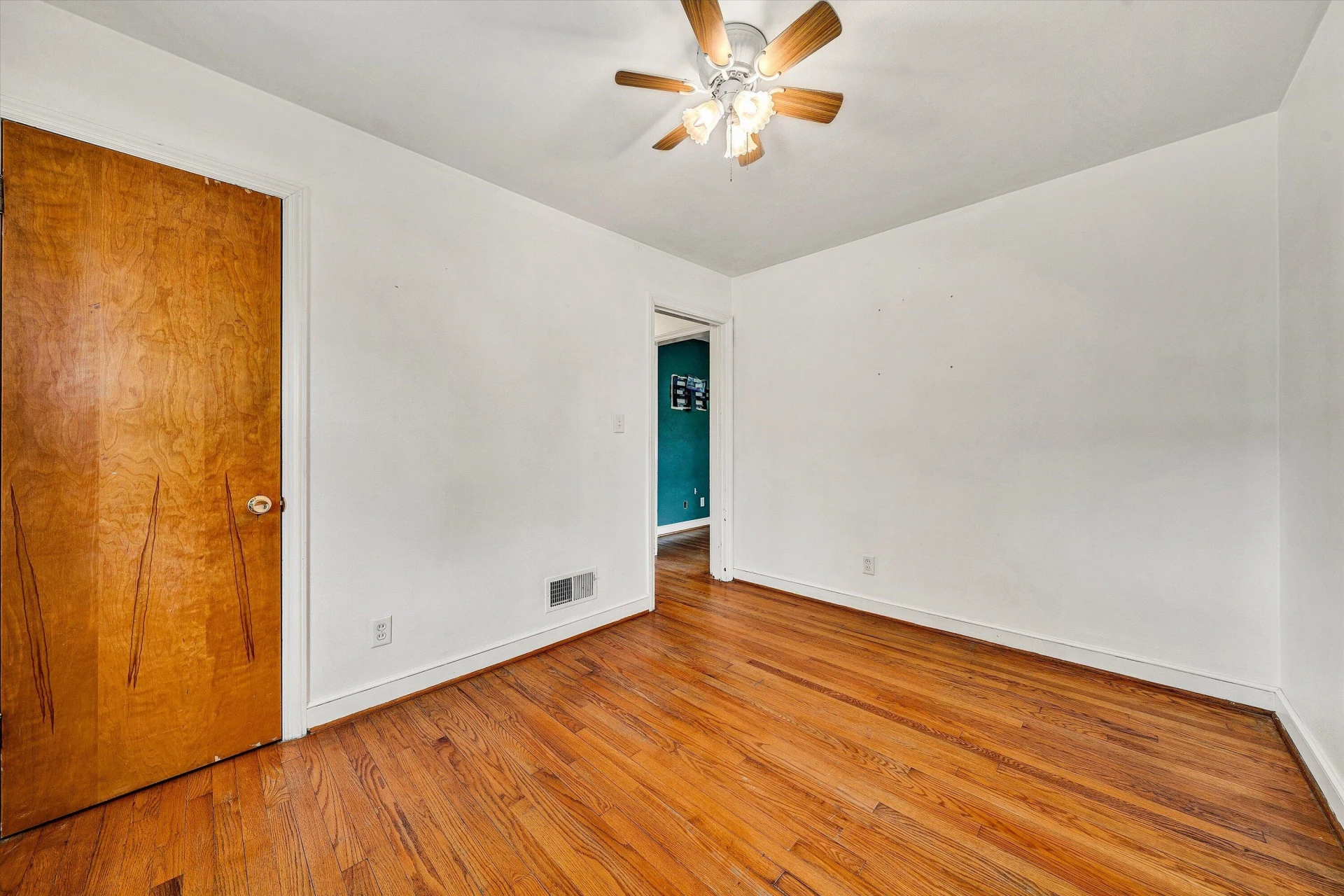 1150 Starmount AVE - Photo 16