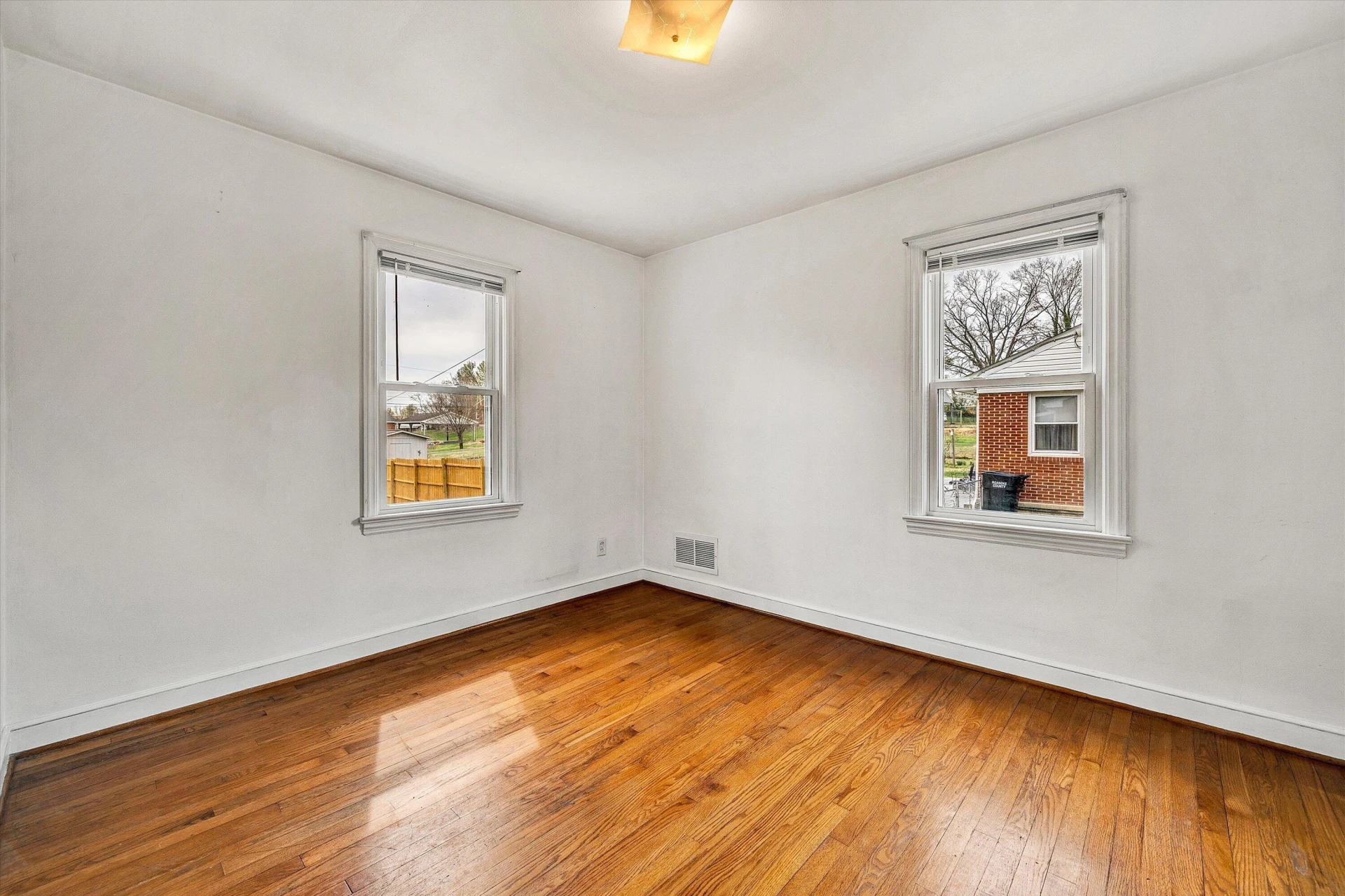 1150 Starmount AVE - Photo 19