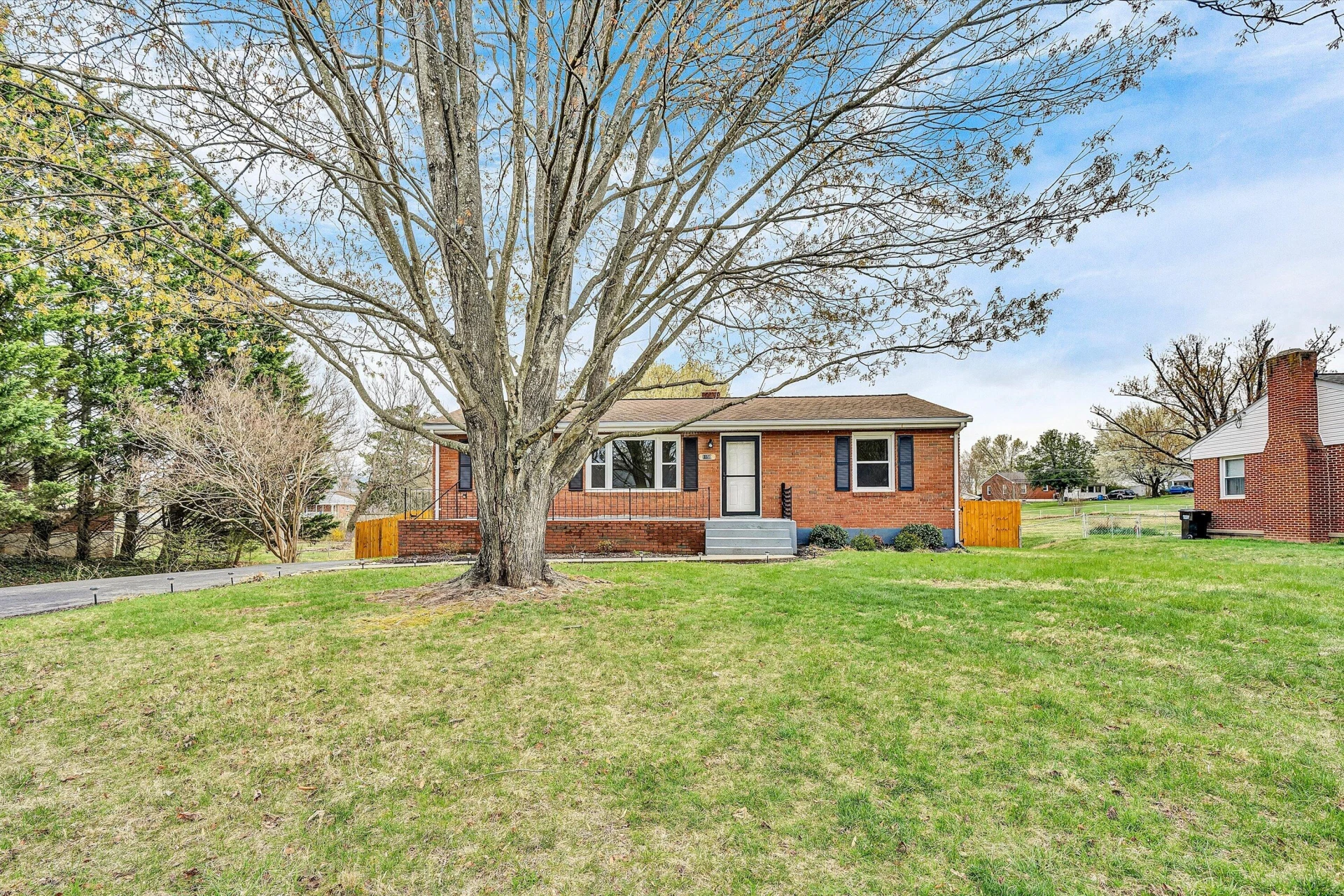 1150 Starmount AVE - Photo 36