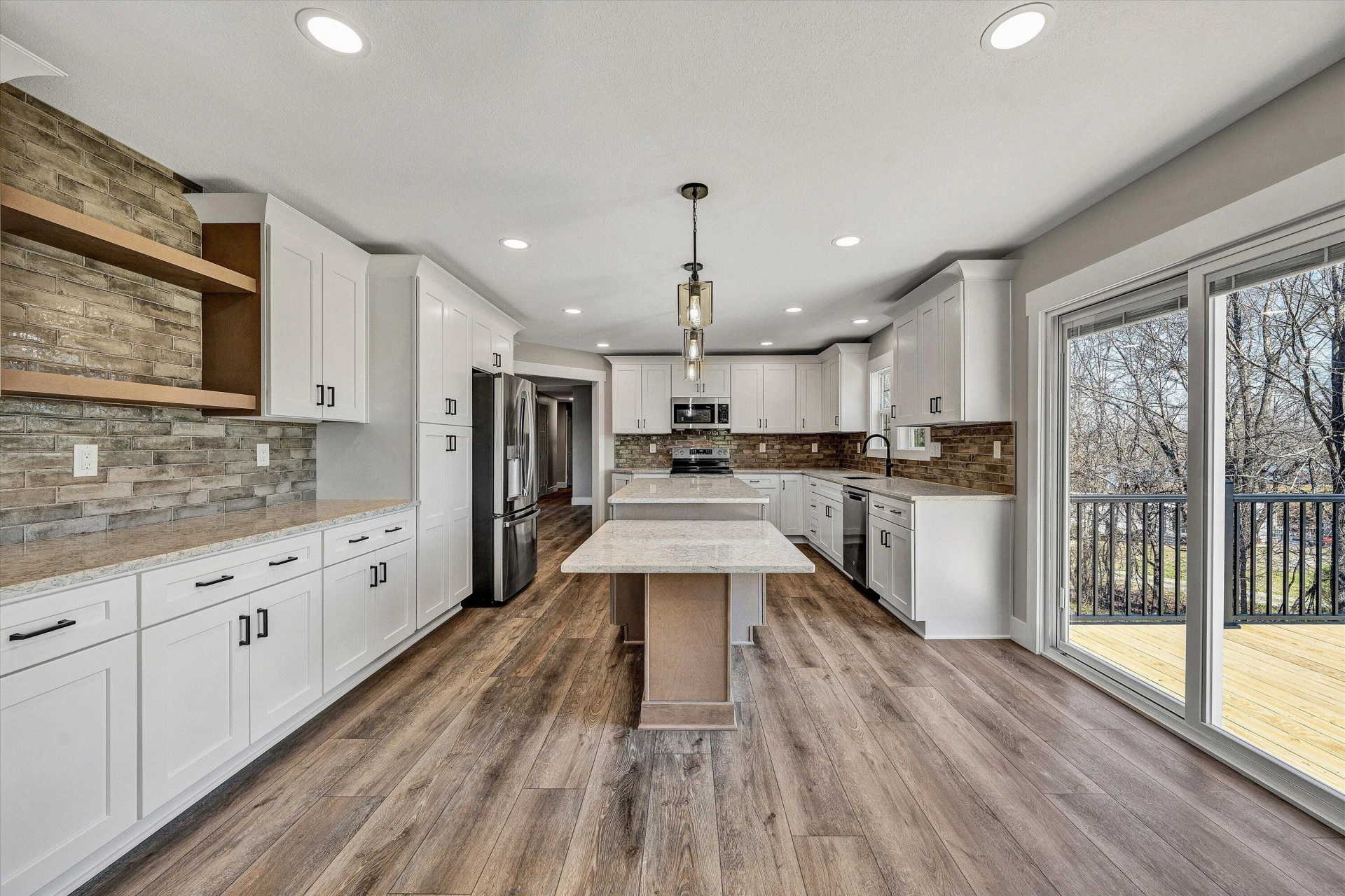 200 Surber DR - Photo 3
