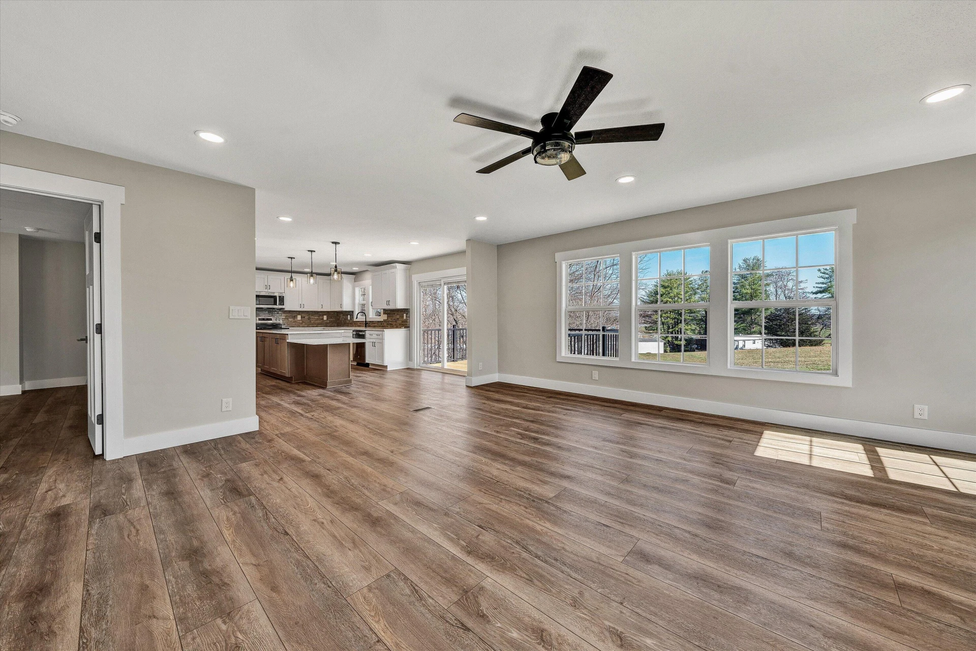 200 Surber DR - Photo 26