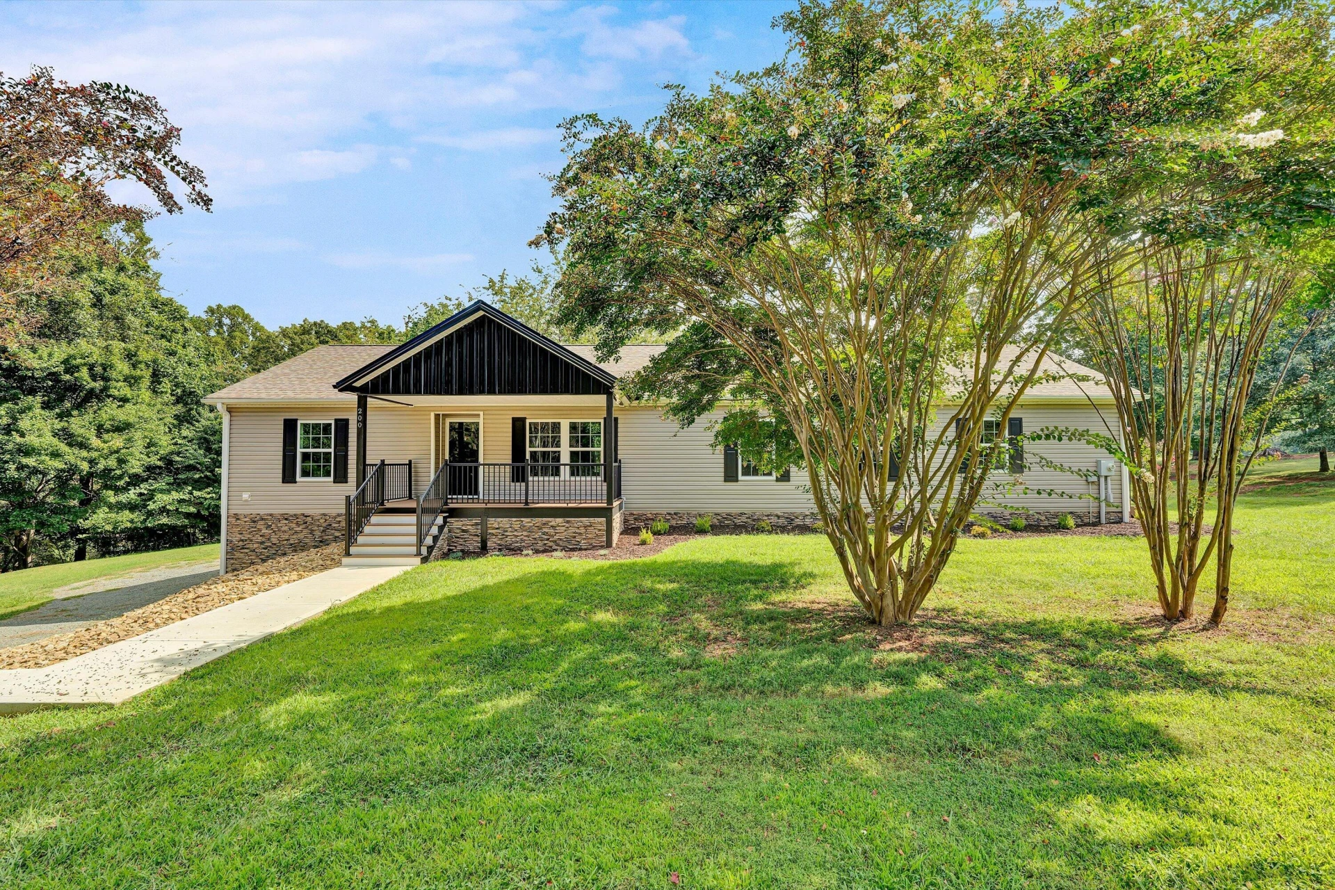200 Surber DR