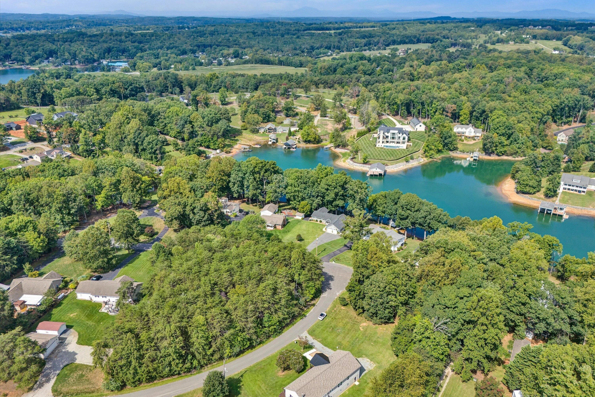 200 Surber DR - Photo 13