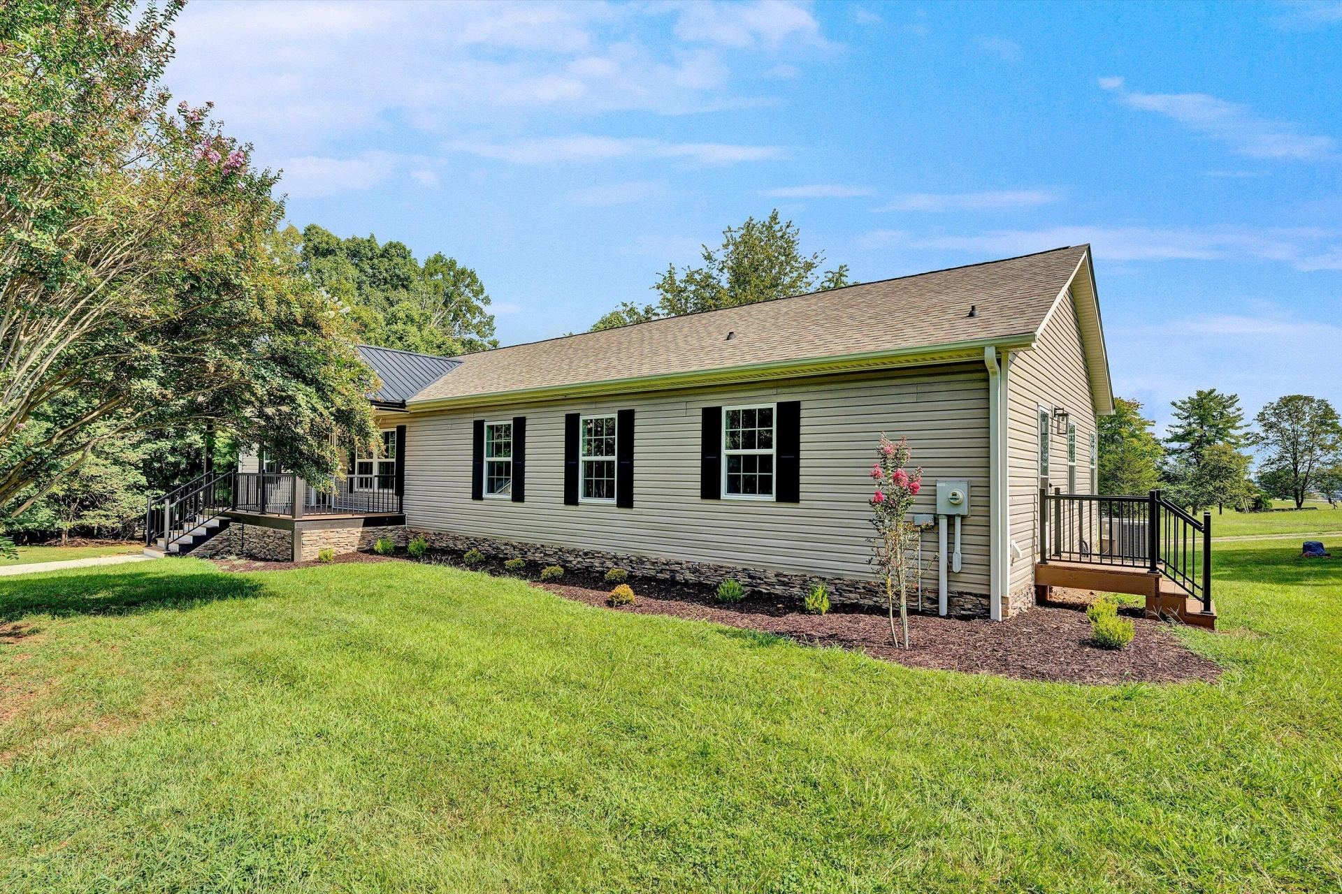 200 Surber DR - Photo 46