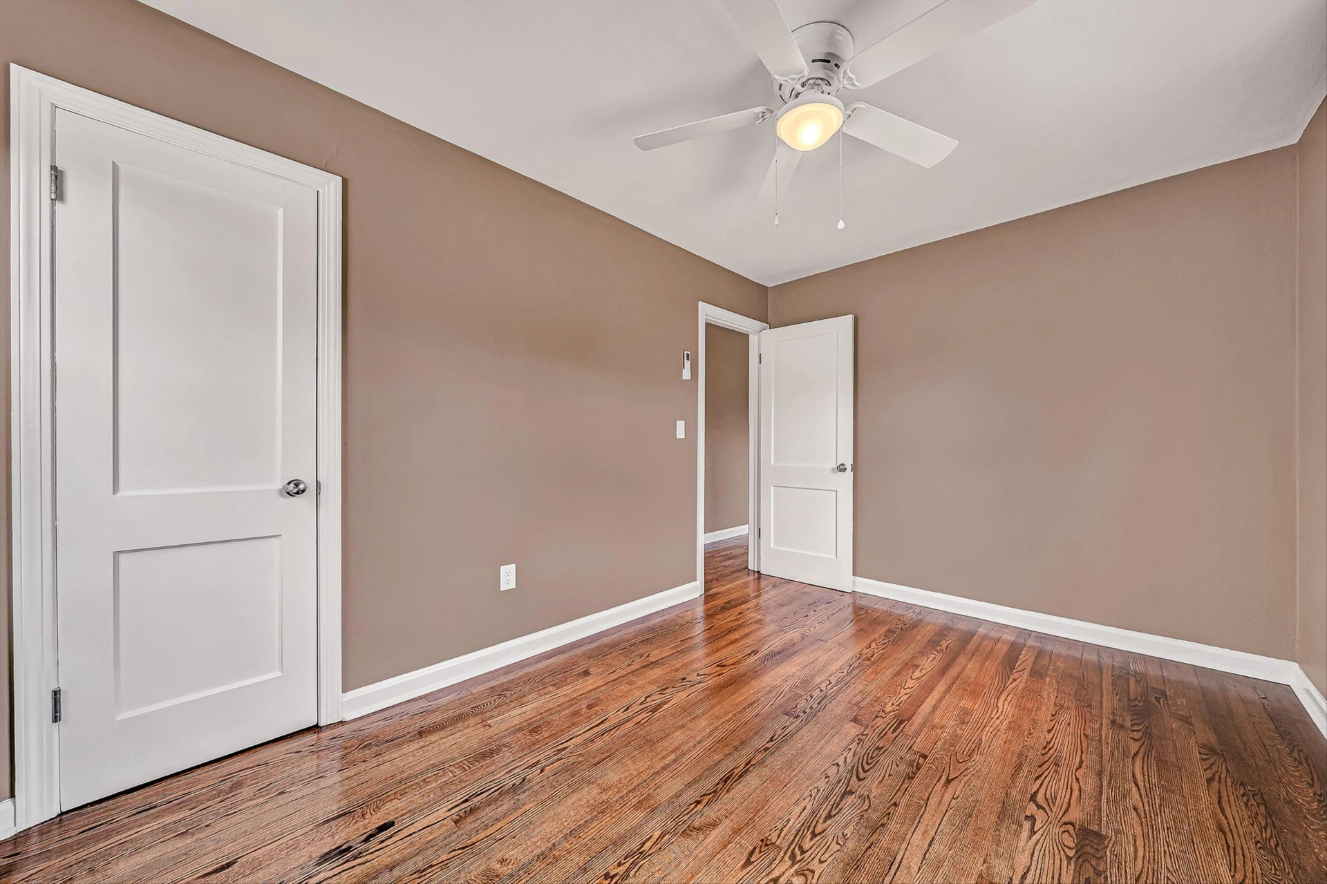 1551 Wellsley ST NW - Photo 12
