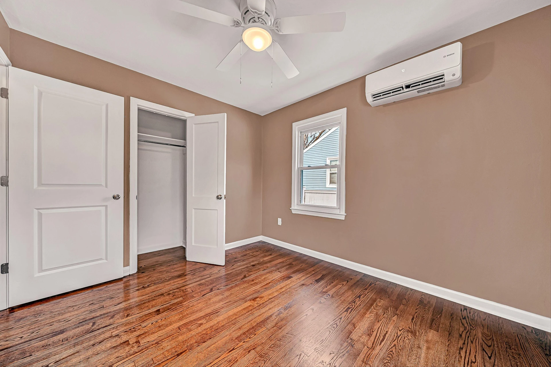 1551 Wellsley ST NW - Photo 15