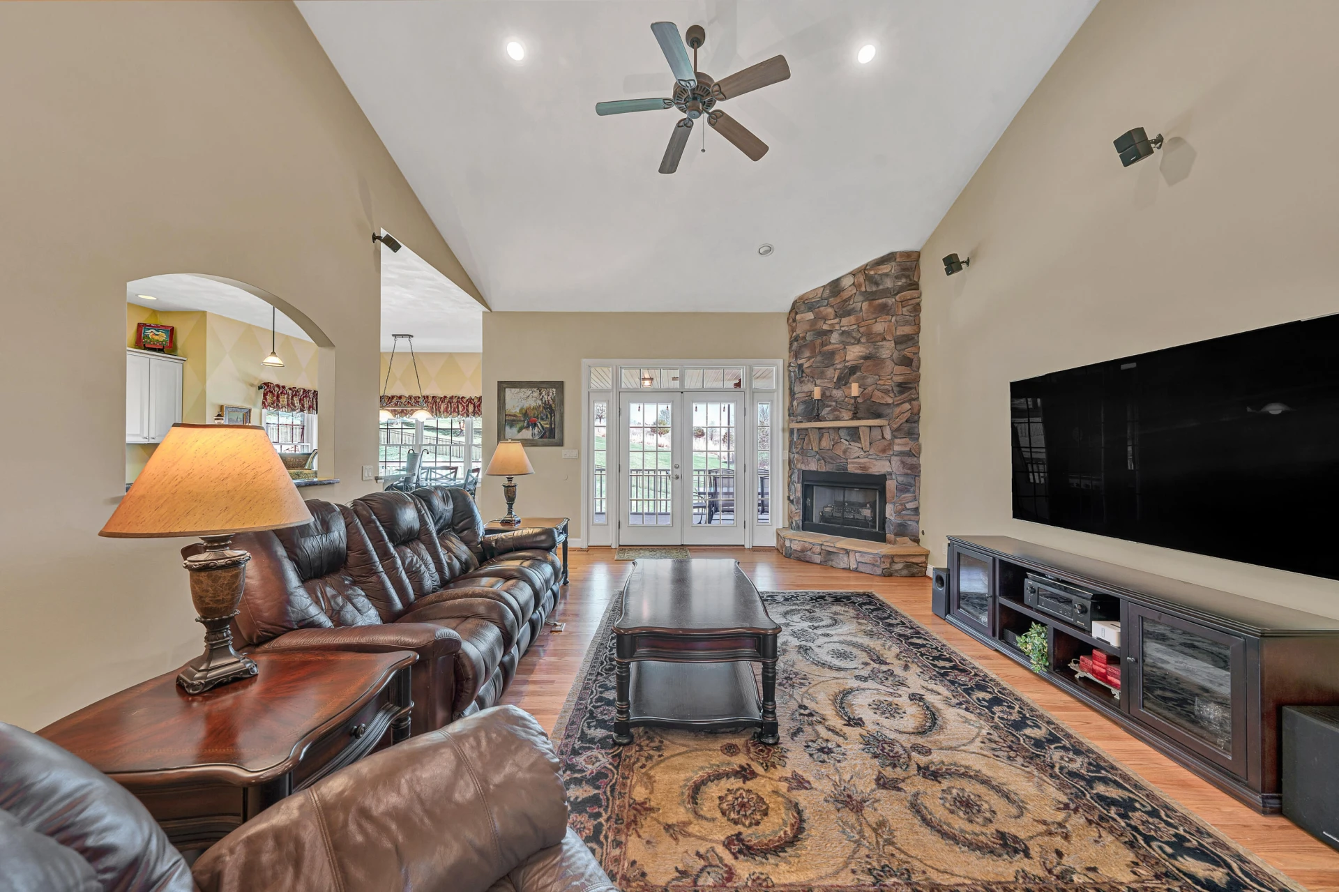 232 Savannah CT - Photo 13