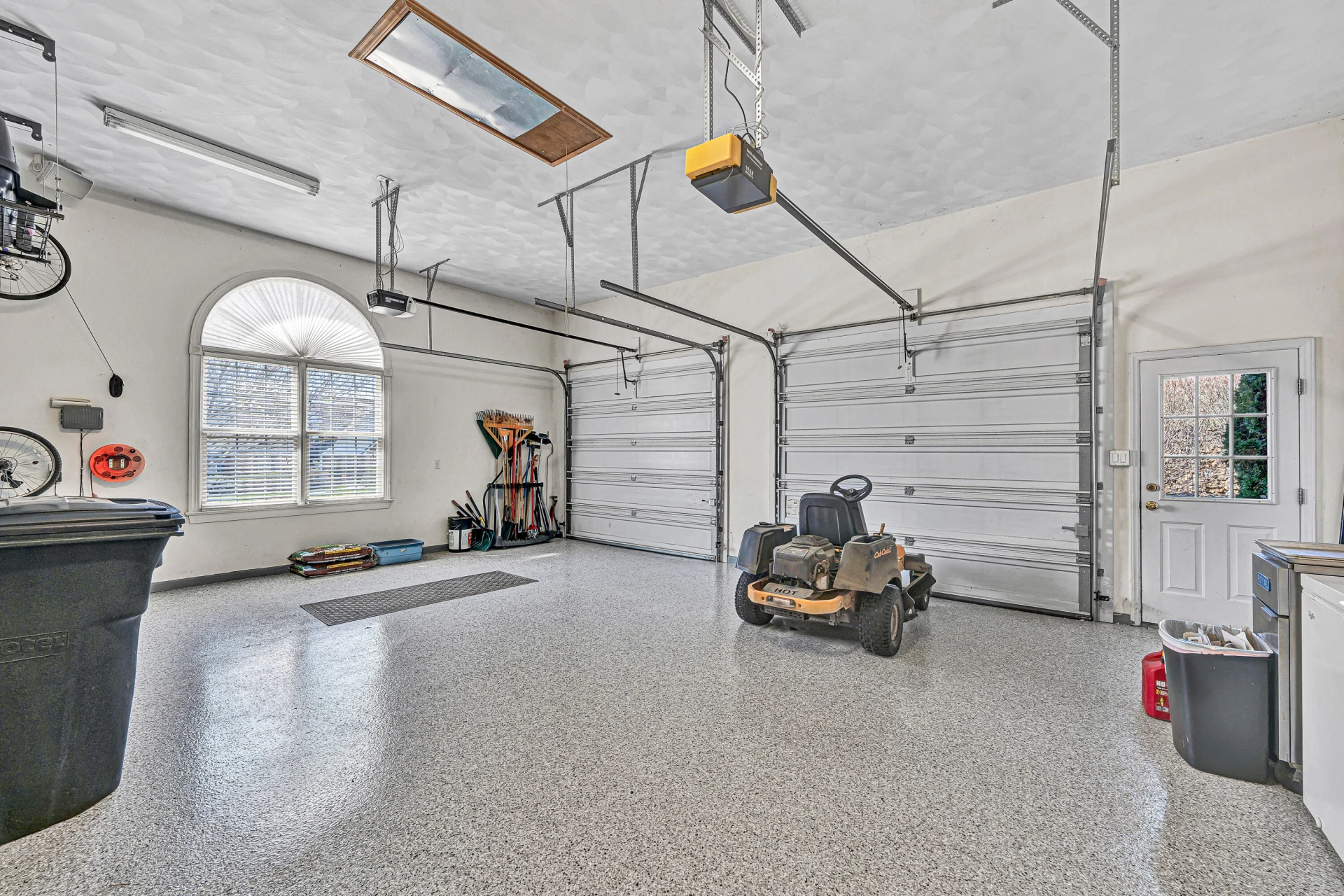 232 Savannah CT - Photo 29