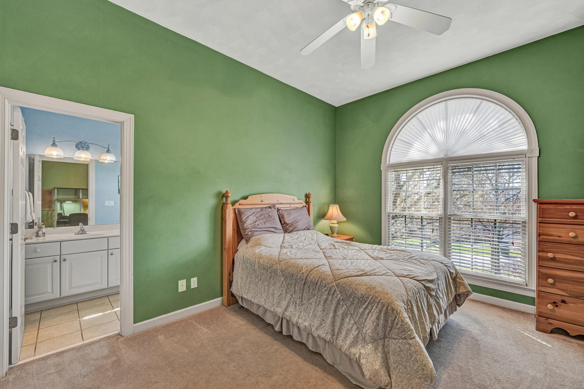 232 Savannah CT - Photo 33