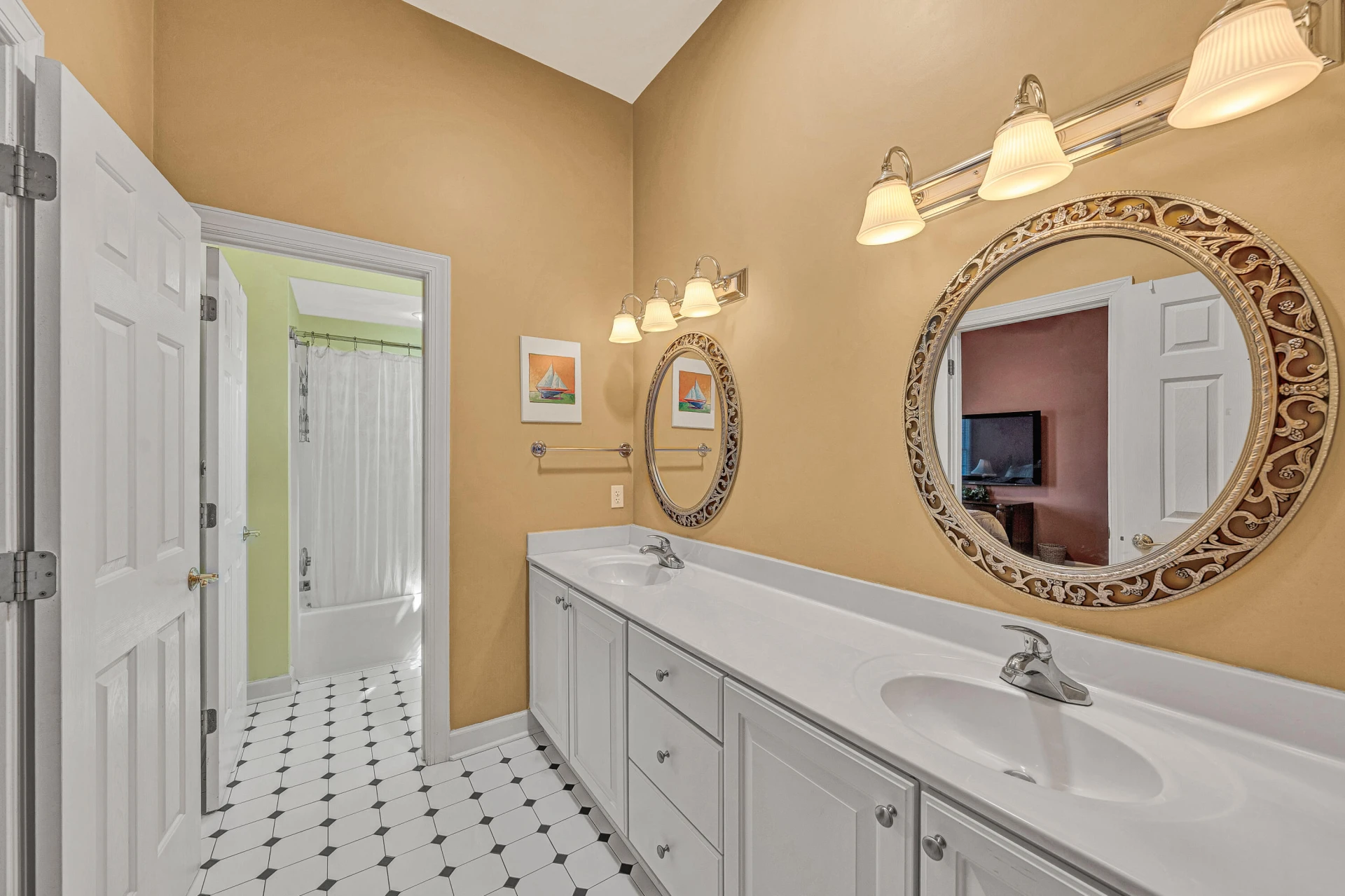 232 Savannah CT - Photo 36