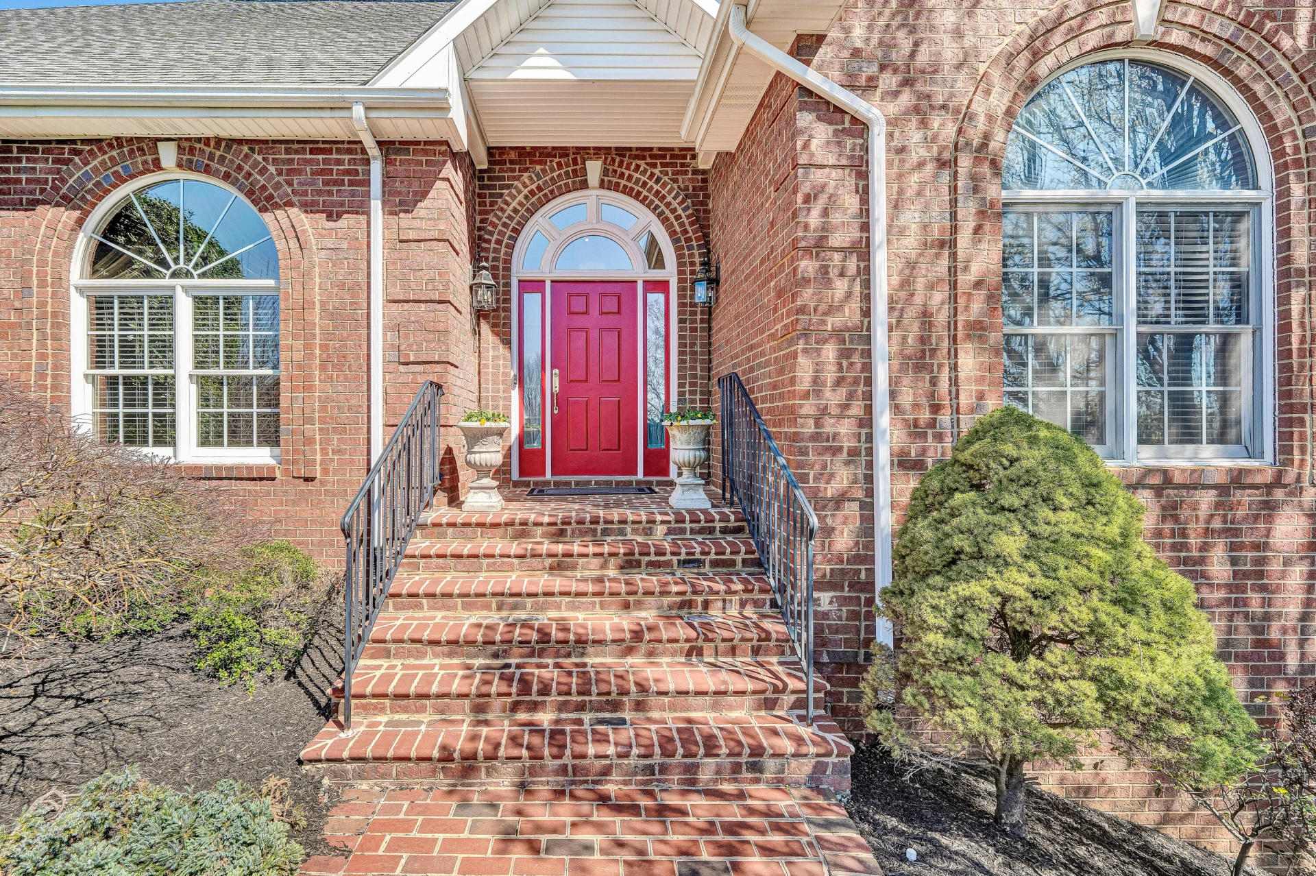 232 Savannah CT - Photo 6