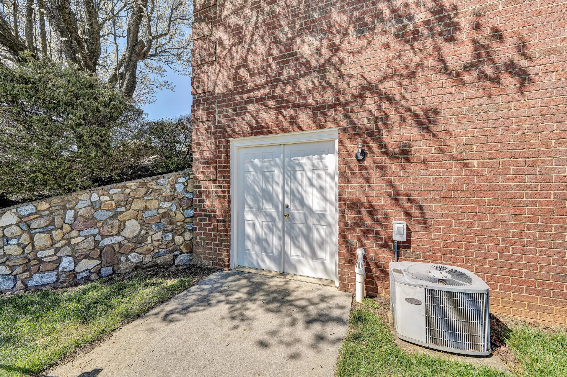 232 Savannah CT - Photo 78