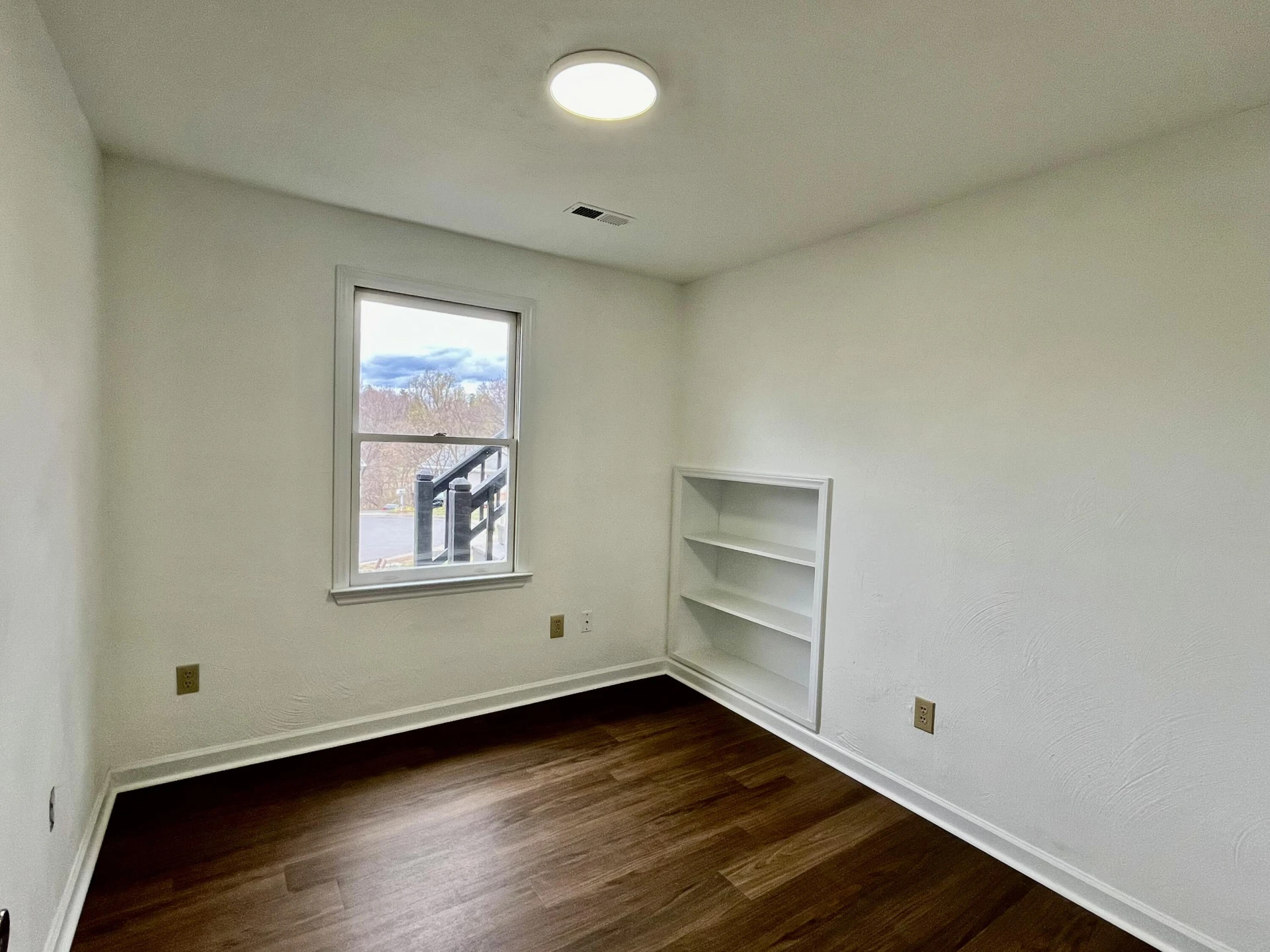 344 Elm ST - Photo 18